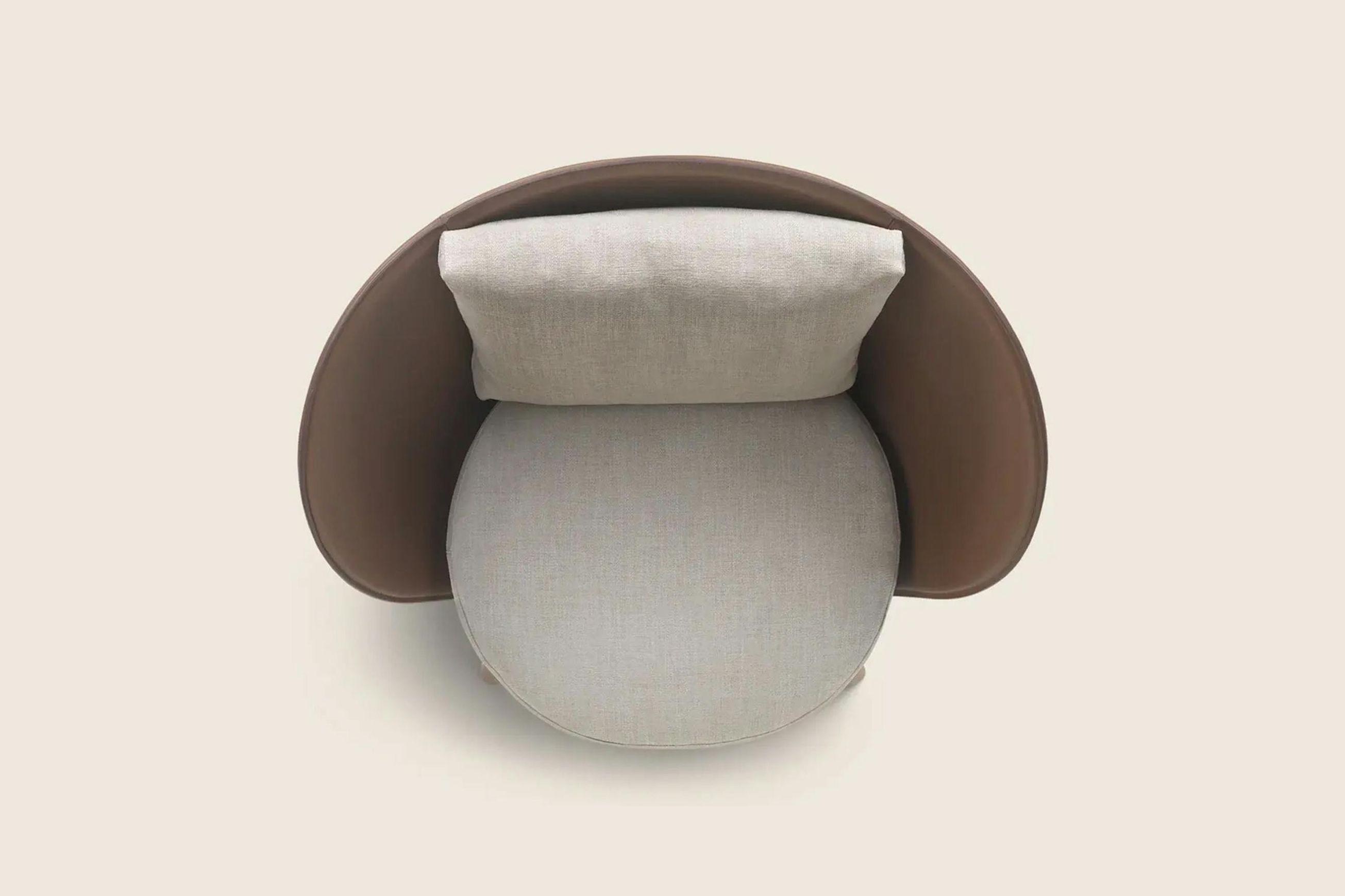 Eri Lounge Chair By Flexform