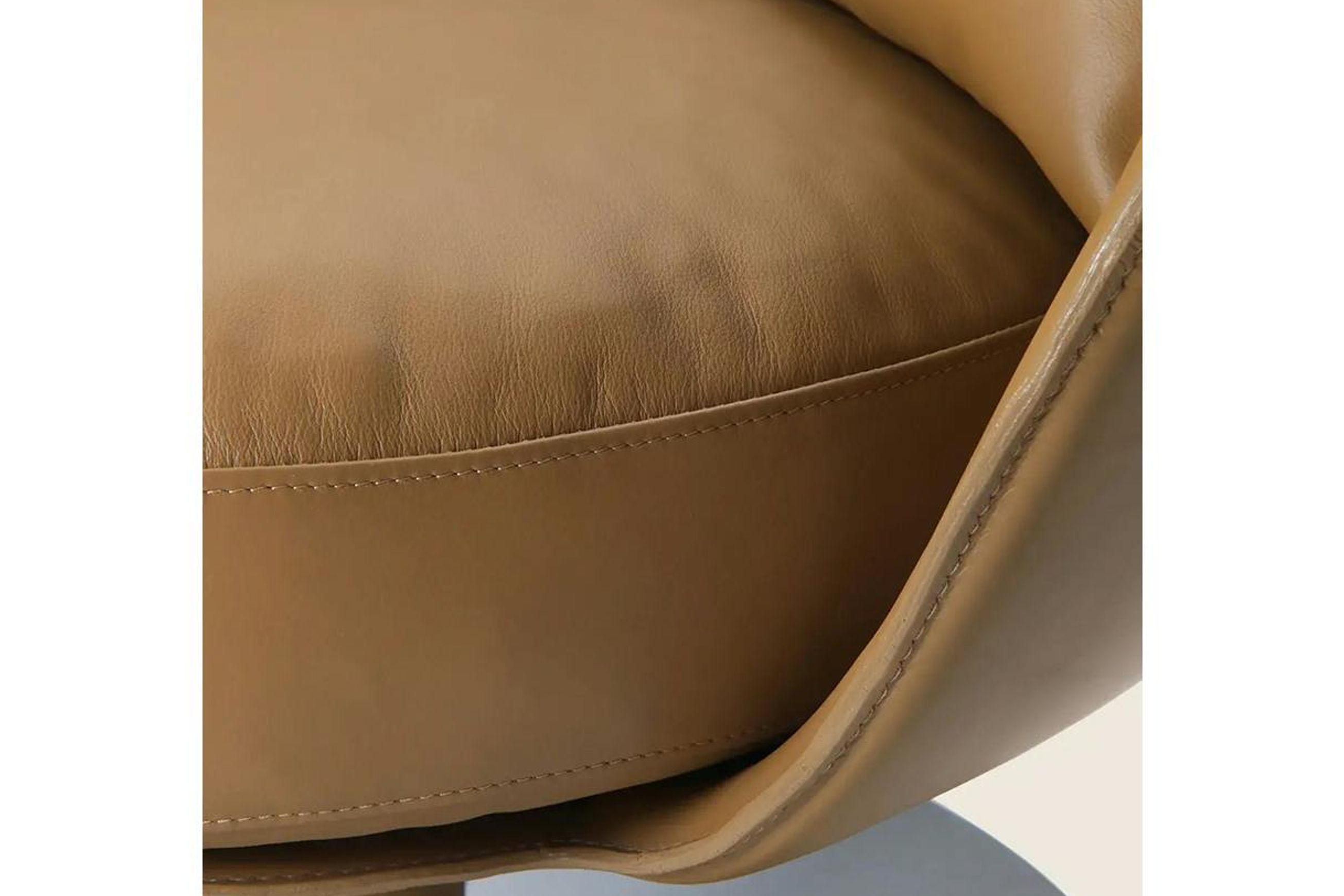 Eri Swivel Armchair By Flexform