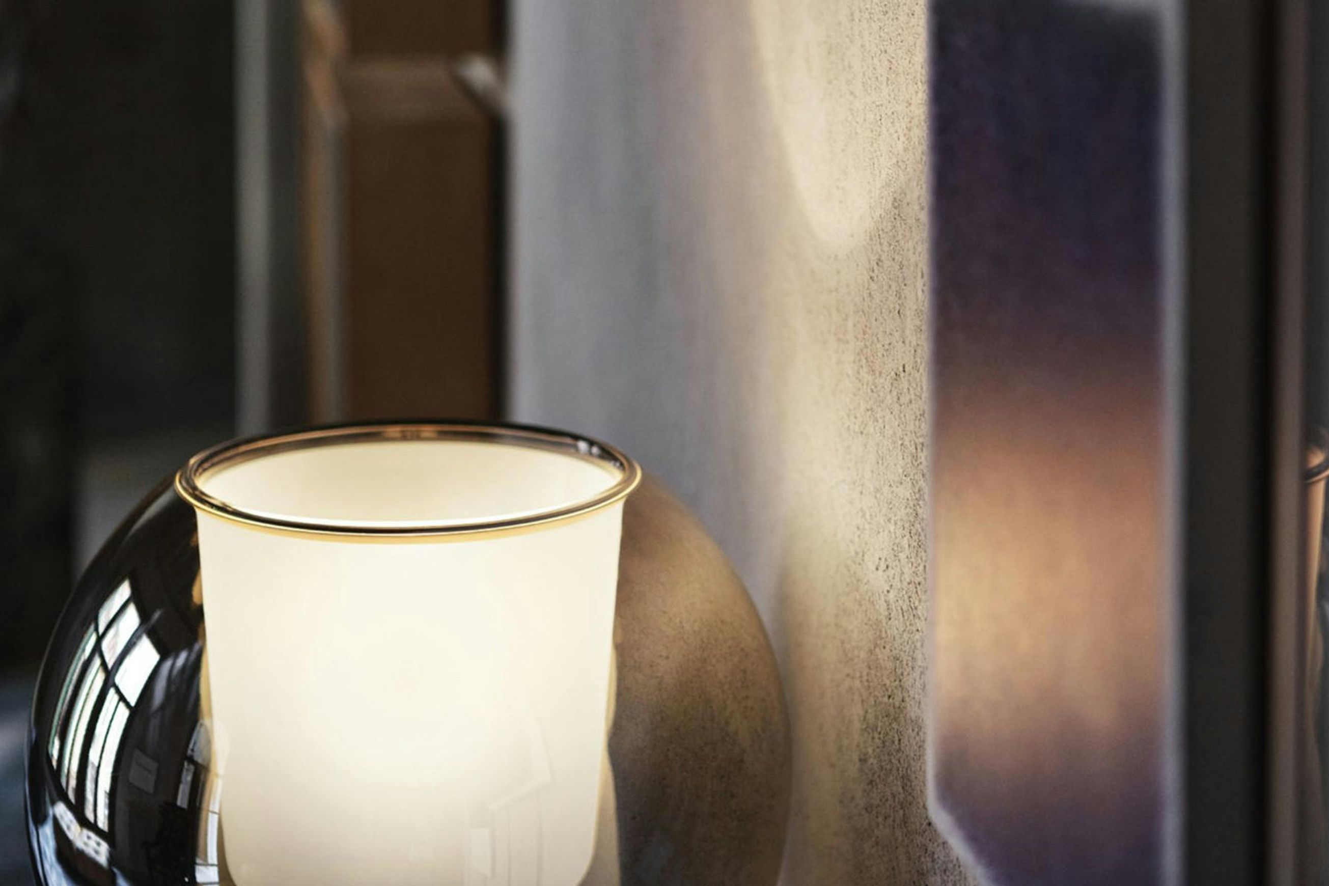 Glo Table Lamp