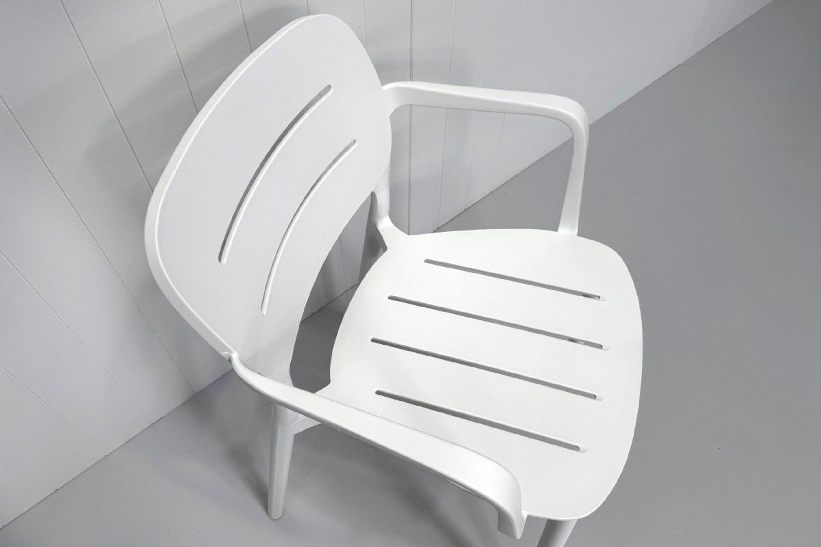 Grace Resin Arm Dining Chair - White