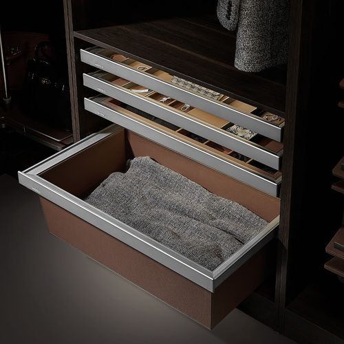 A Series Pull Out Wardrobe Basket 900mm