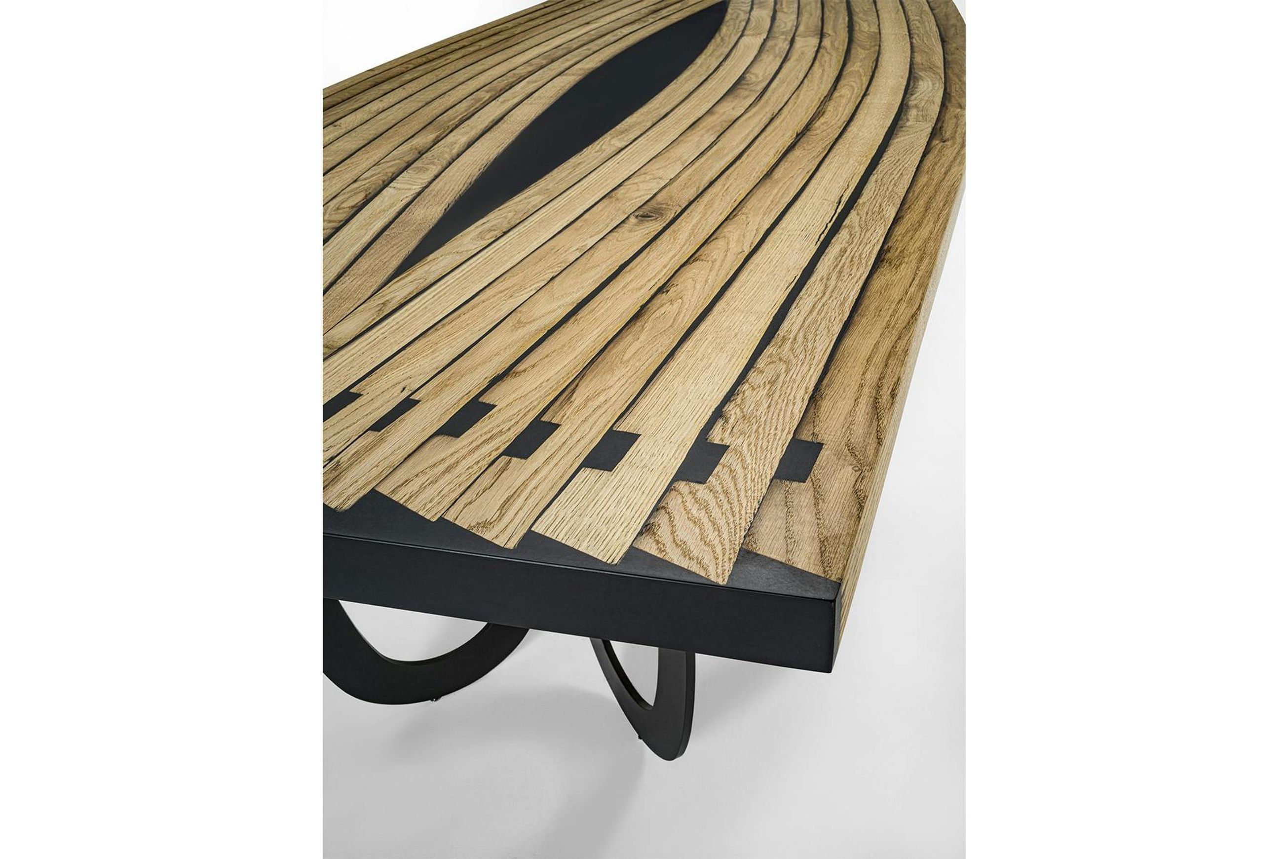 Hypnotic Dining Table