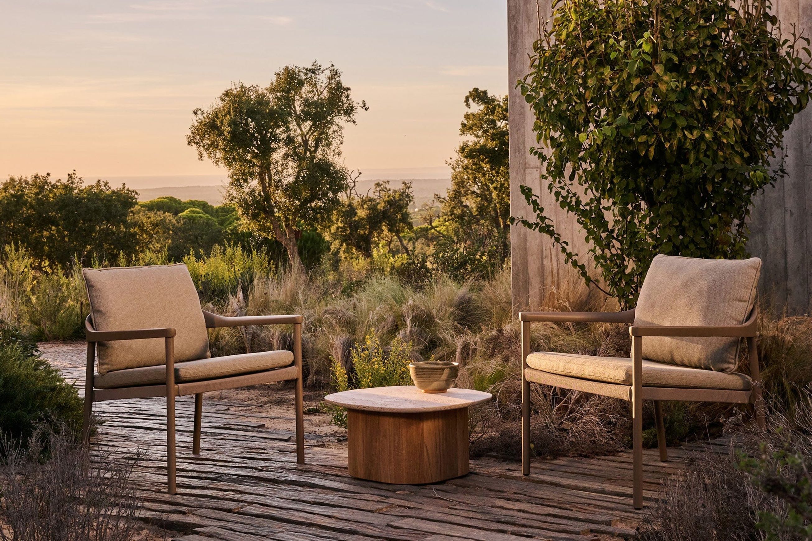 Illum Lounge Chair