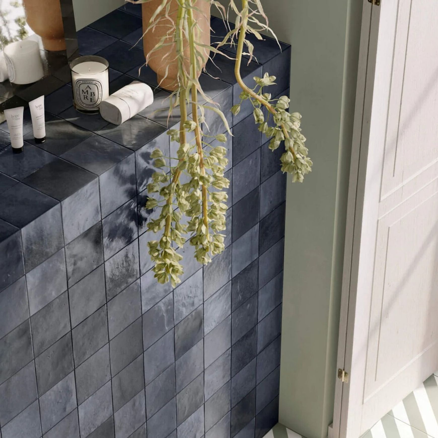 Square Tiles