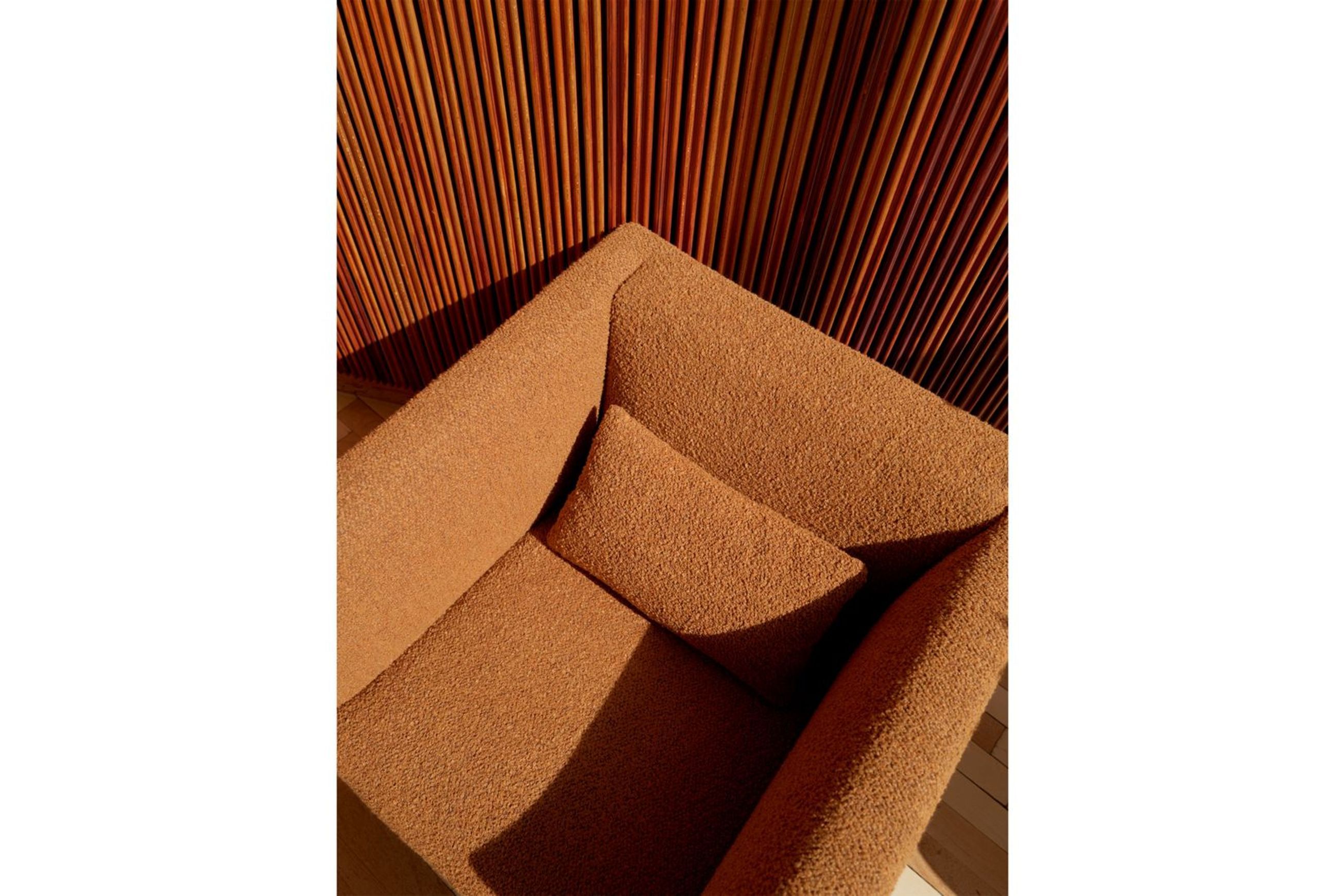 Intervalle Armchair