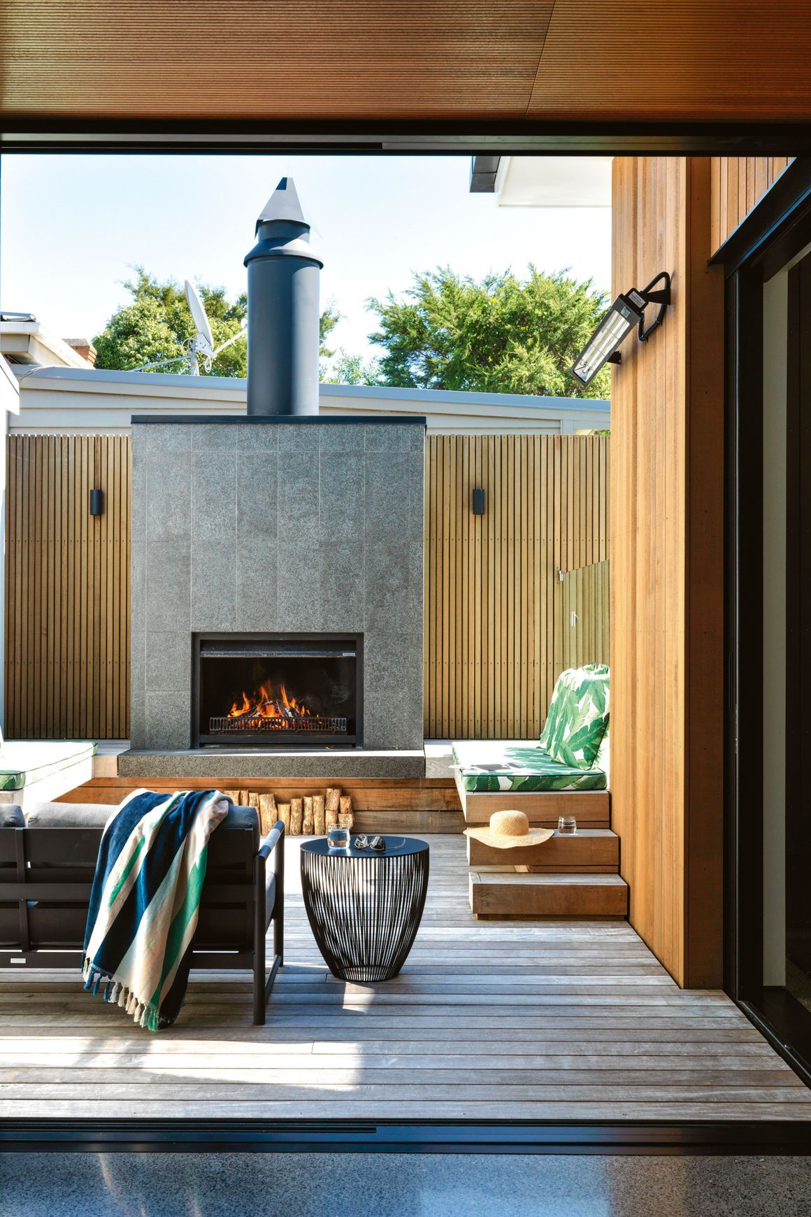 Warmington | Outdoor Wood Nouveau BBQ