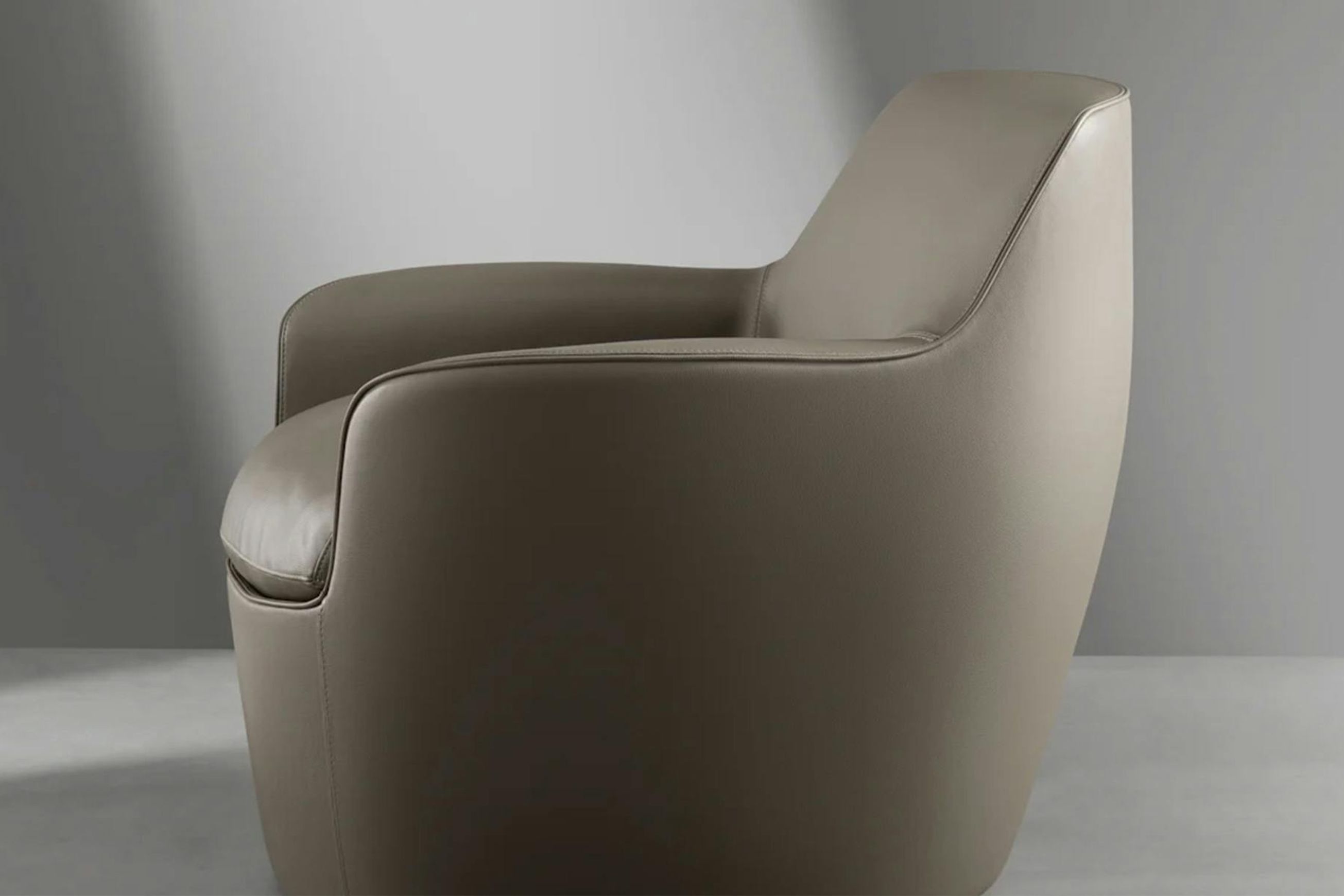 Kitai Armchair