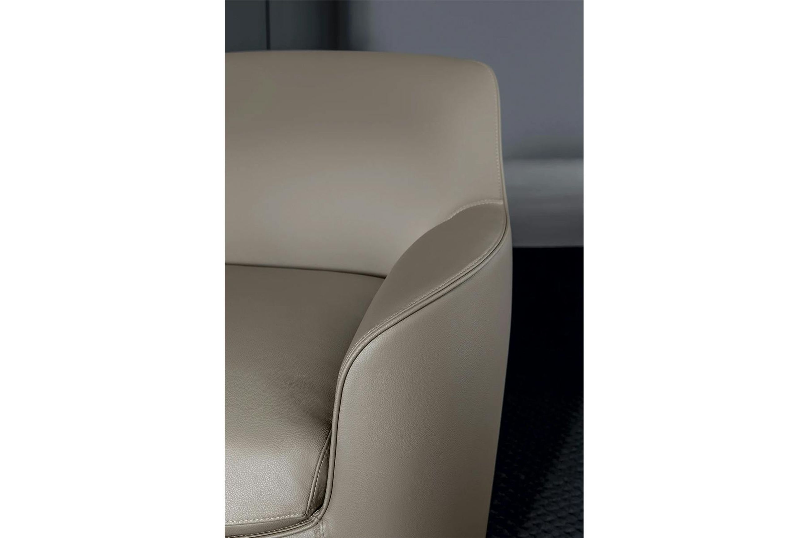 Kitai Armchair