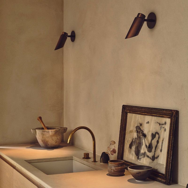 Spot Pro Adjustable Wall/Ceiling Light