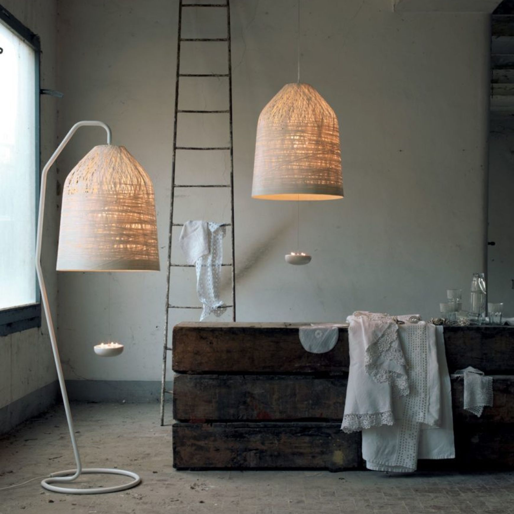 Black Out Floor Lamp