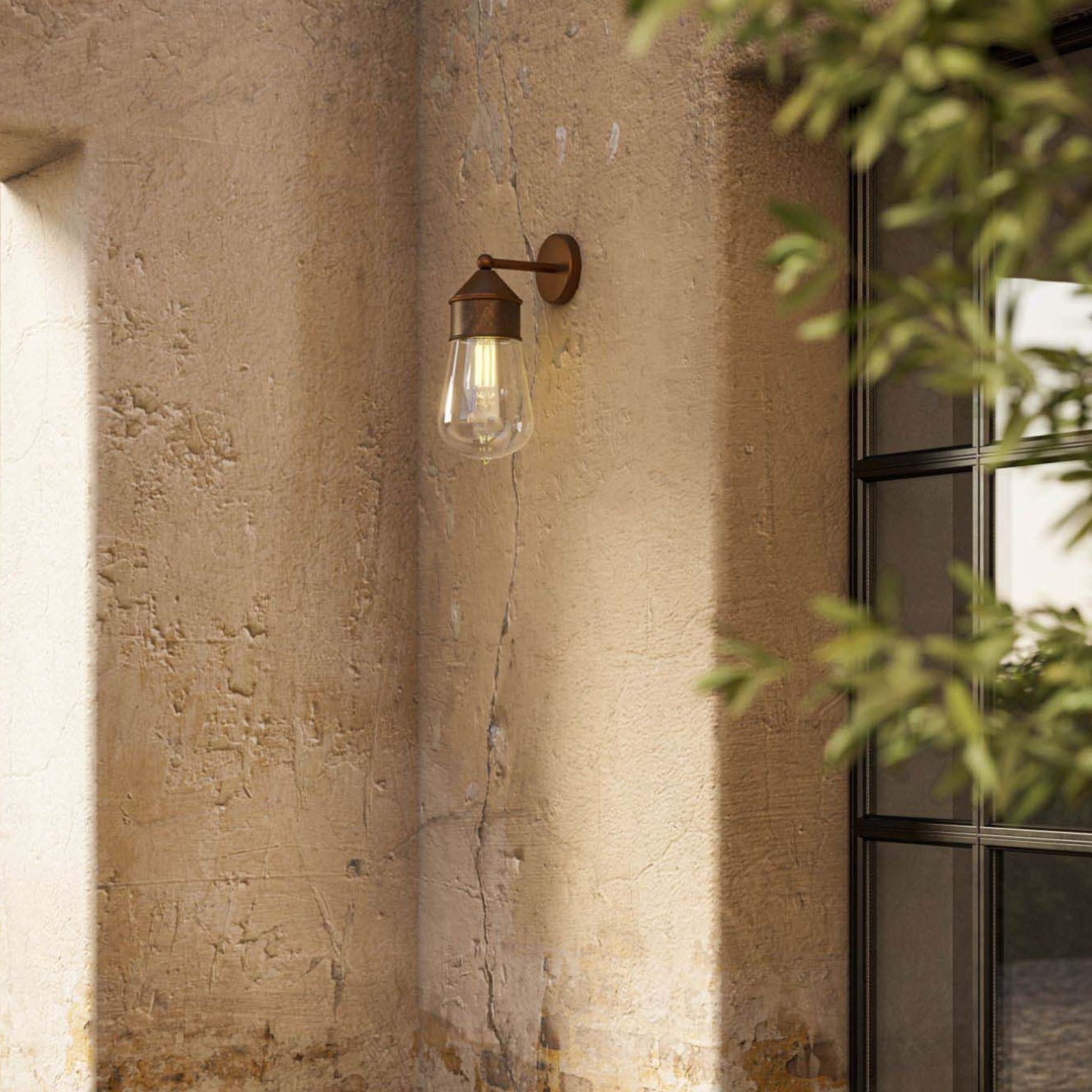 Drop Wall Light