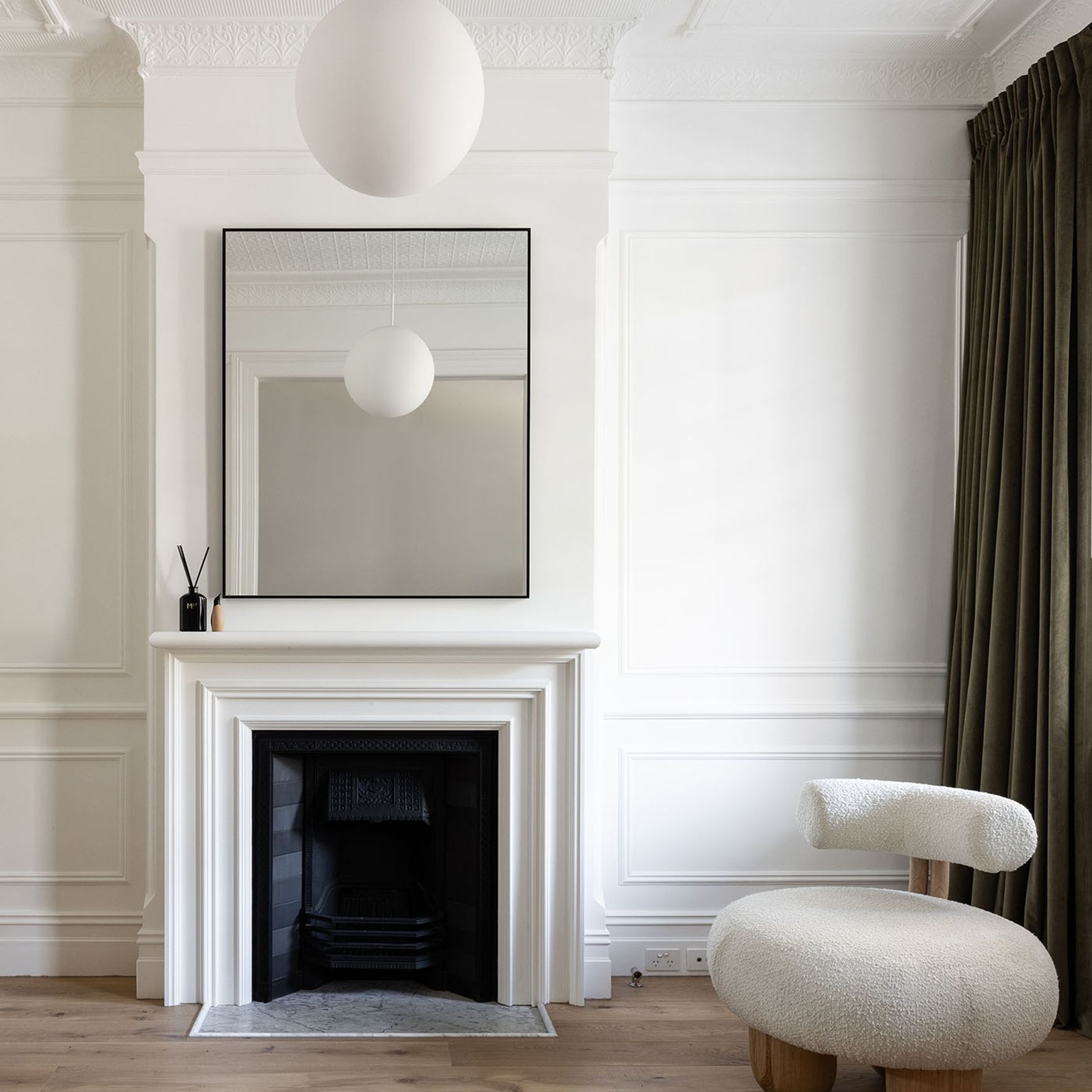 Orb Max Pendant Light