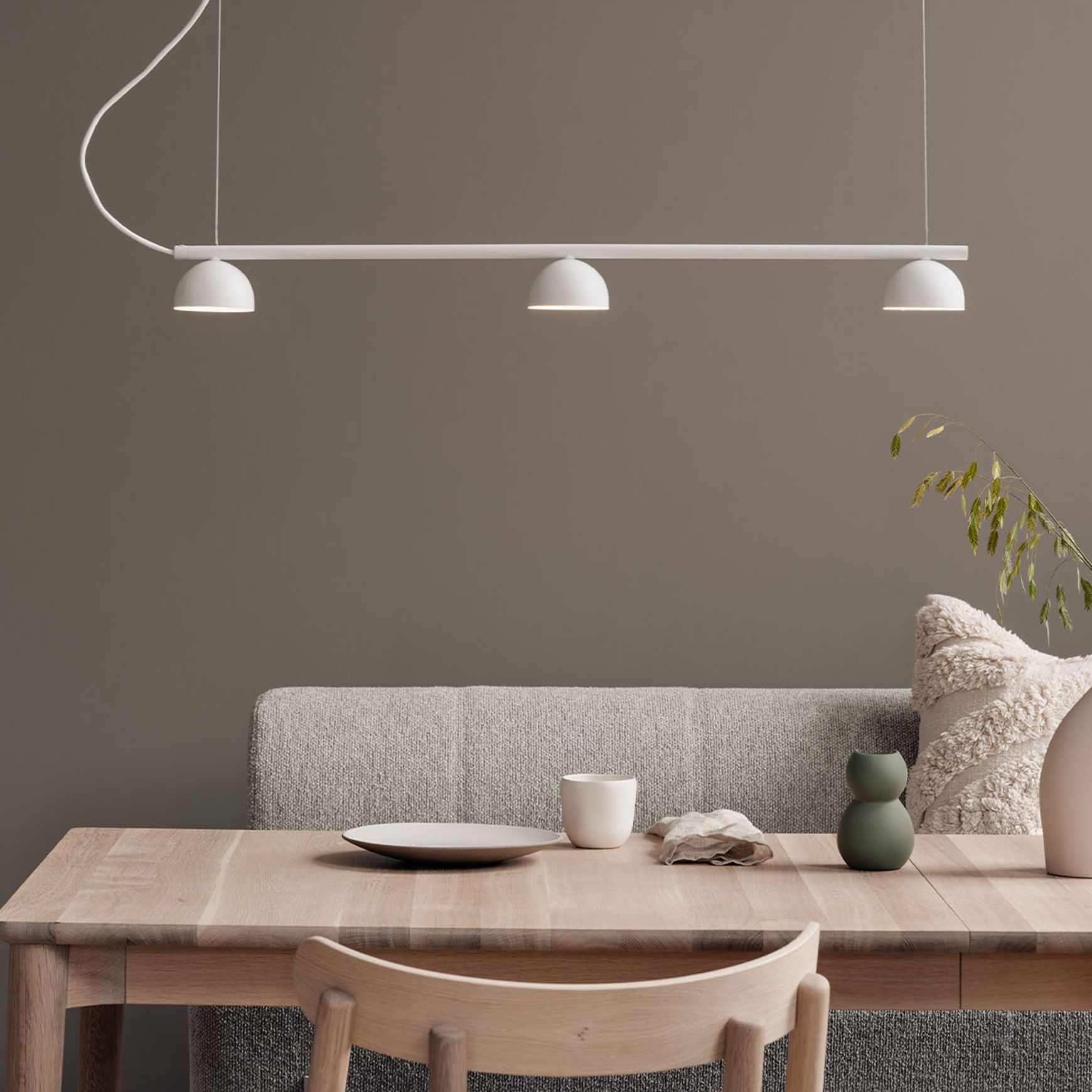 Blush Rail 3lt Pendant Light