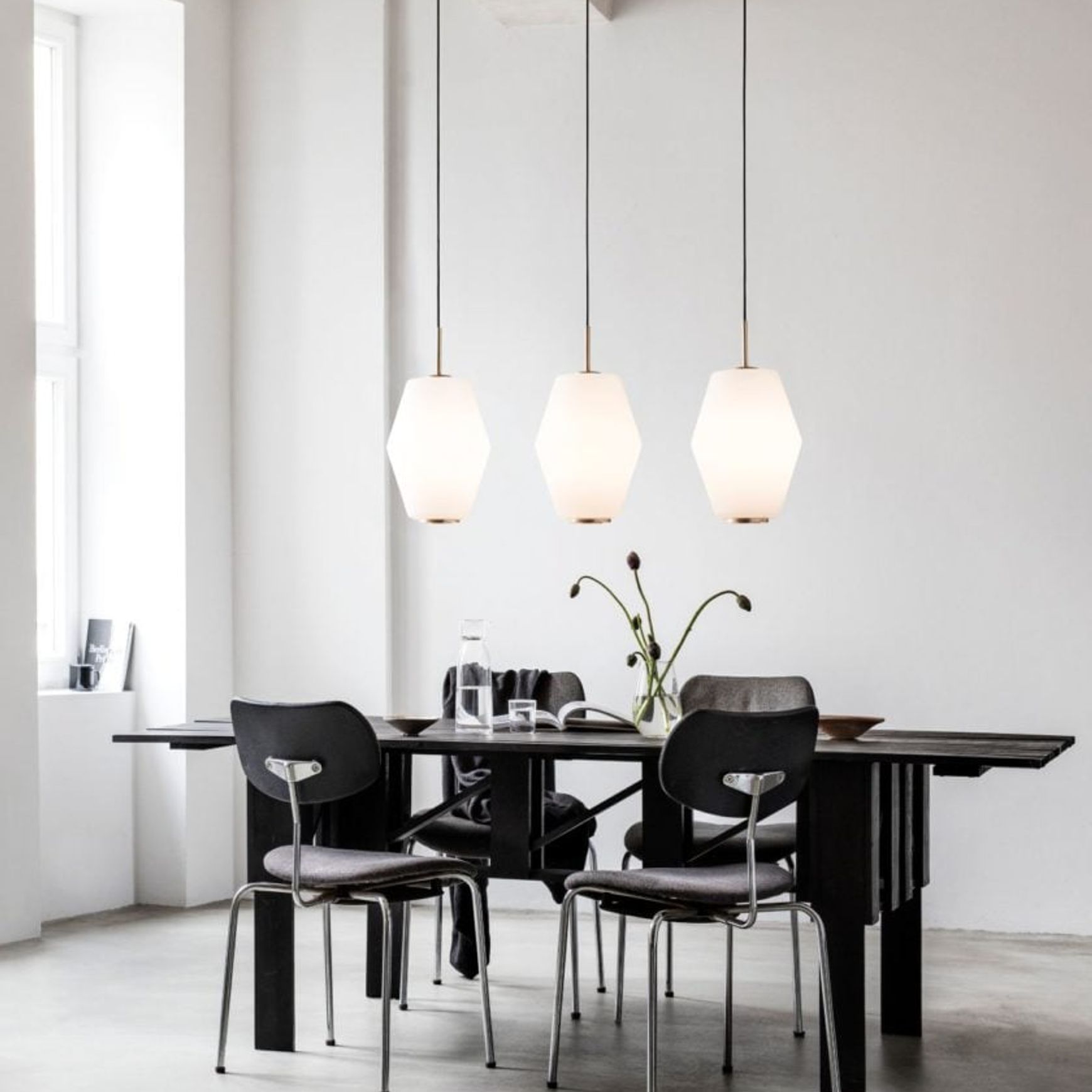 Dahl Pendant Light