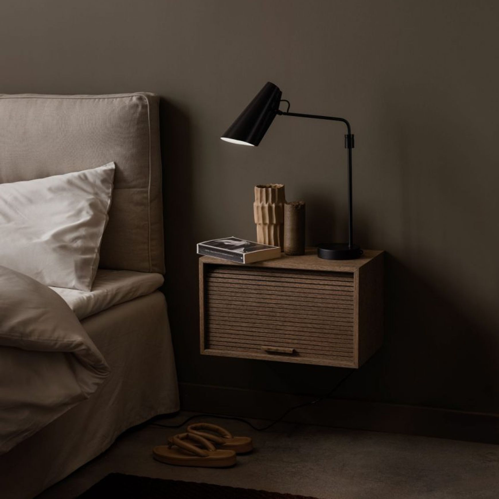 Birdy Swing Table Lamp