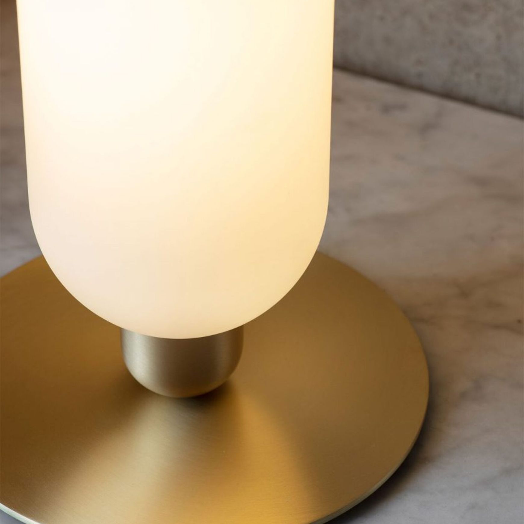 Occulo Table Lamp
