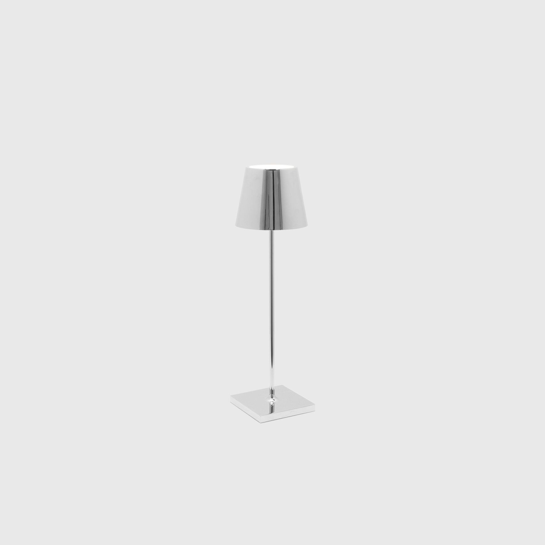 Poldina Metallic Table Lamp