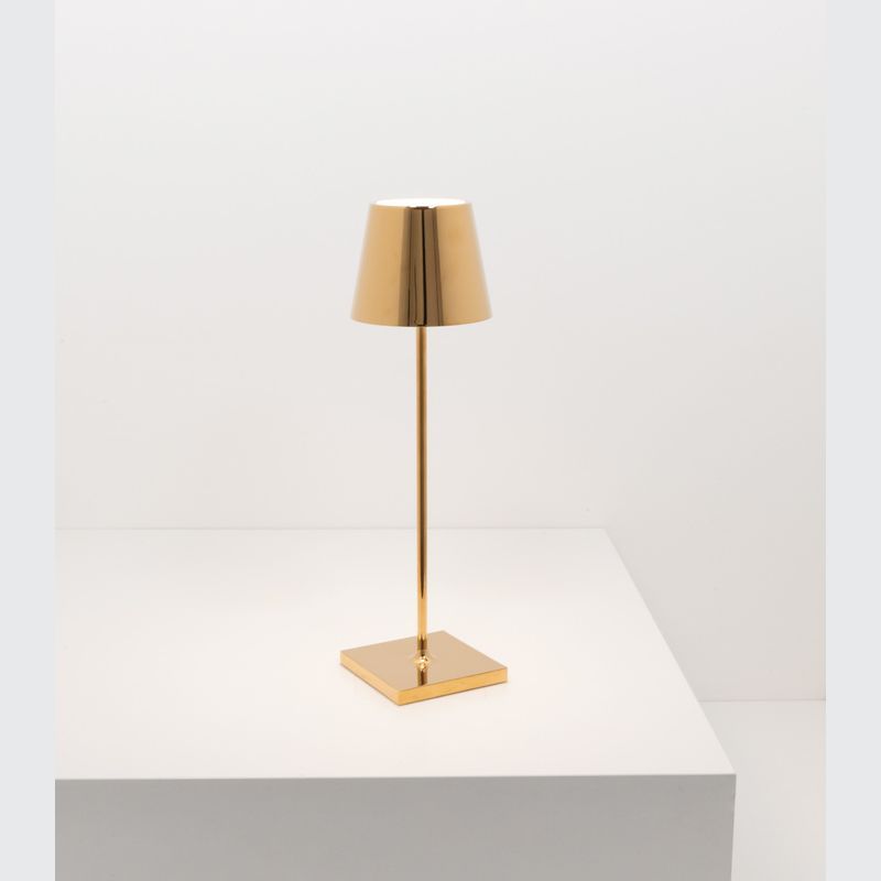Poldina Metallic Table Lamp