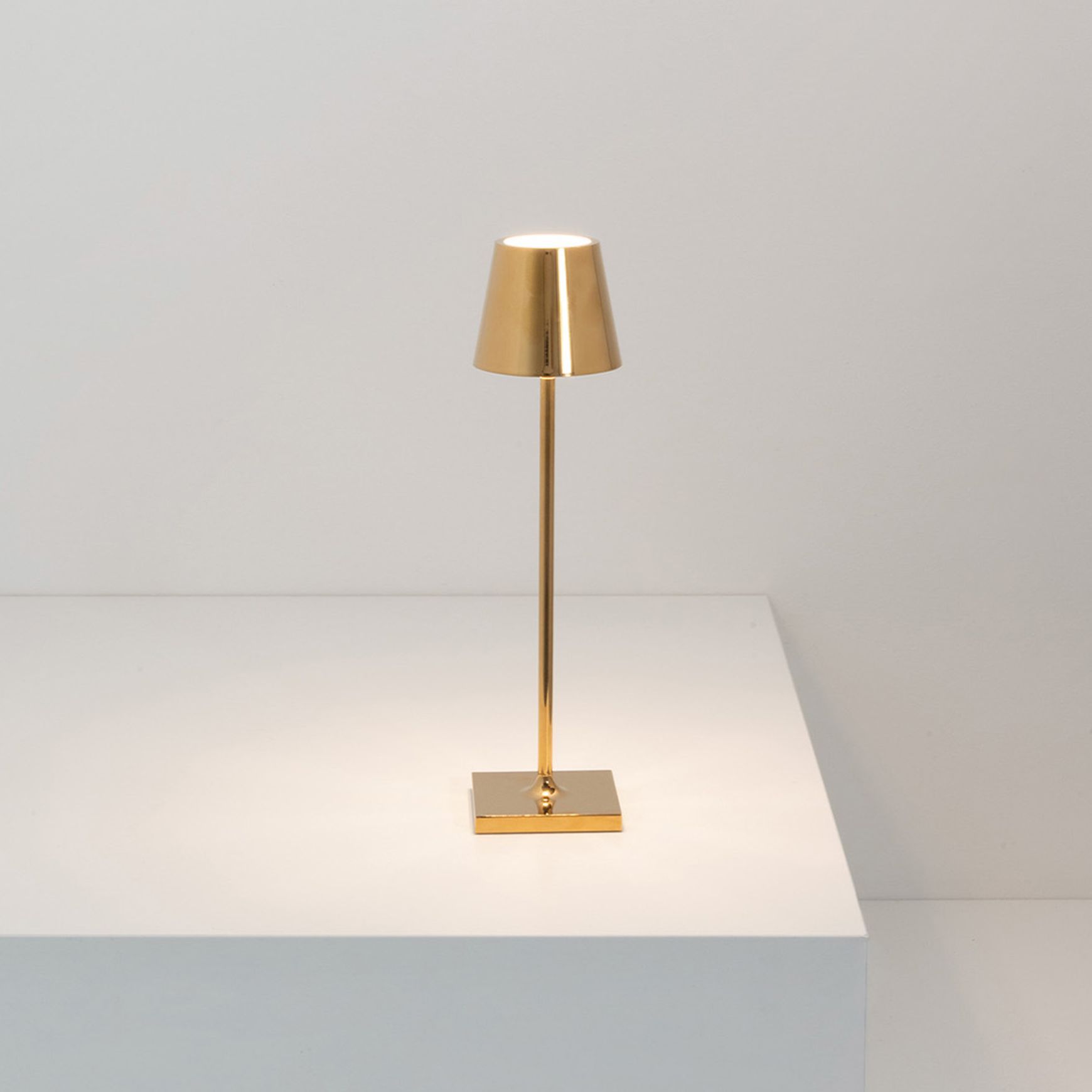 Poldina Micro Metallic Table Lamp