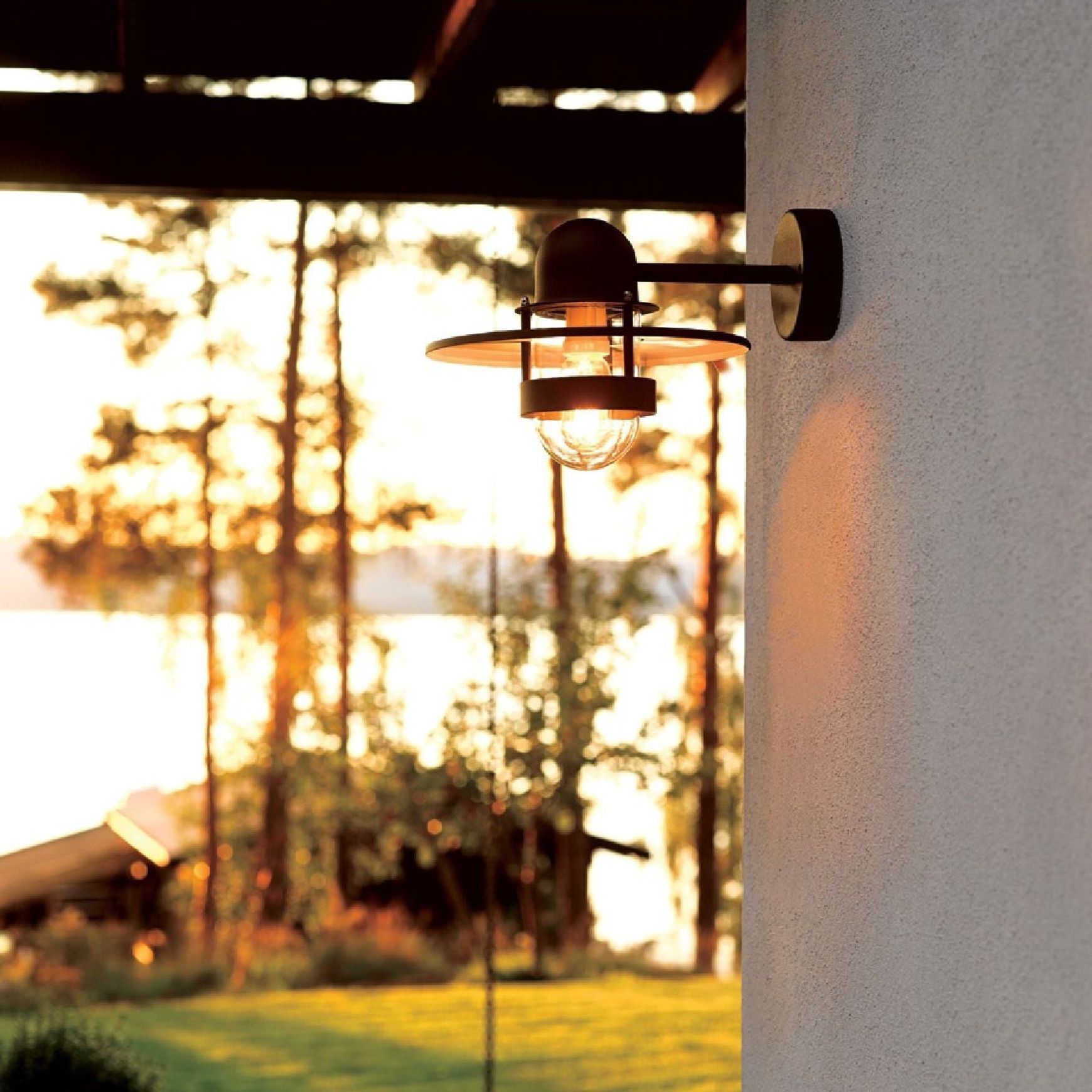 Bergen Wall Light