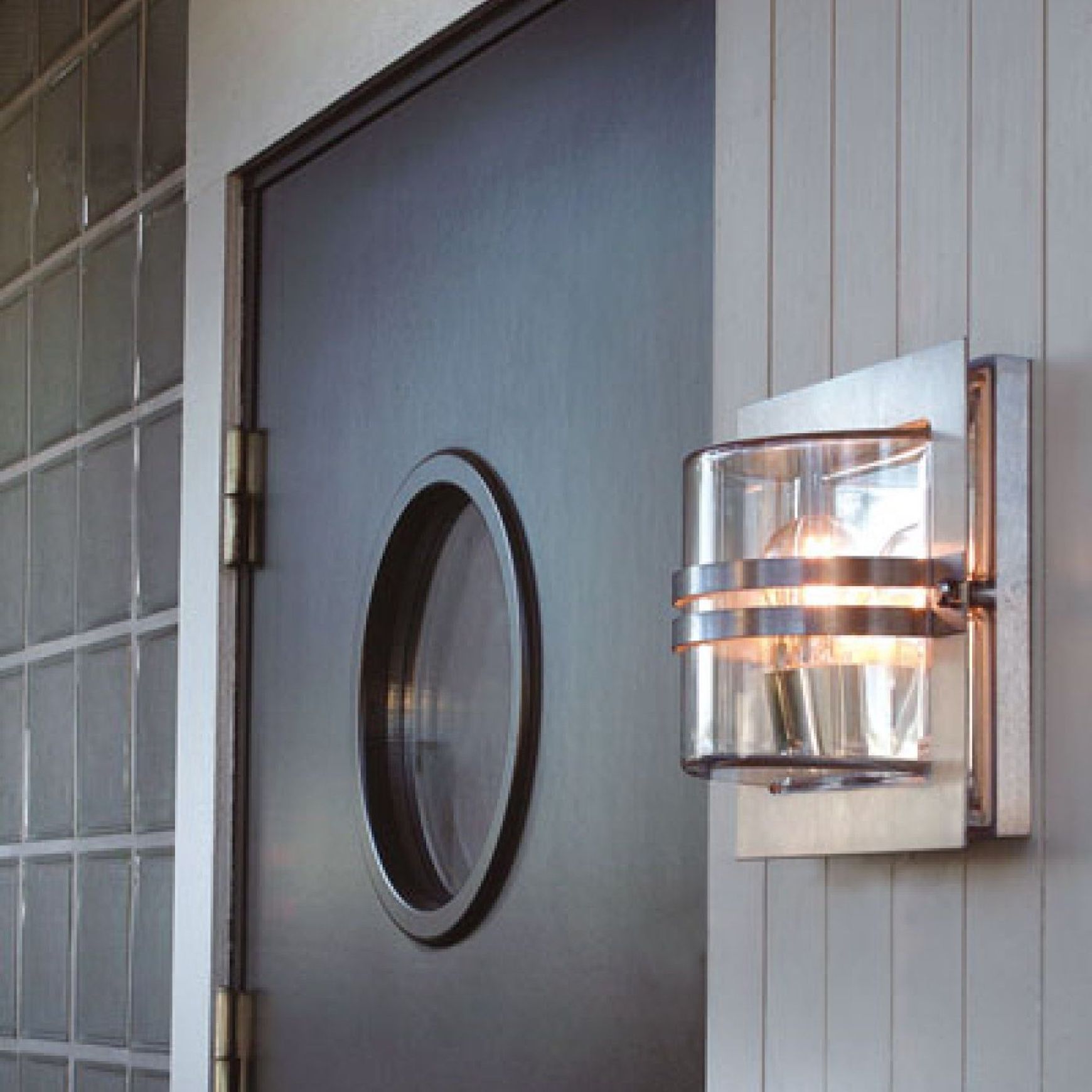 Bern Wall Light