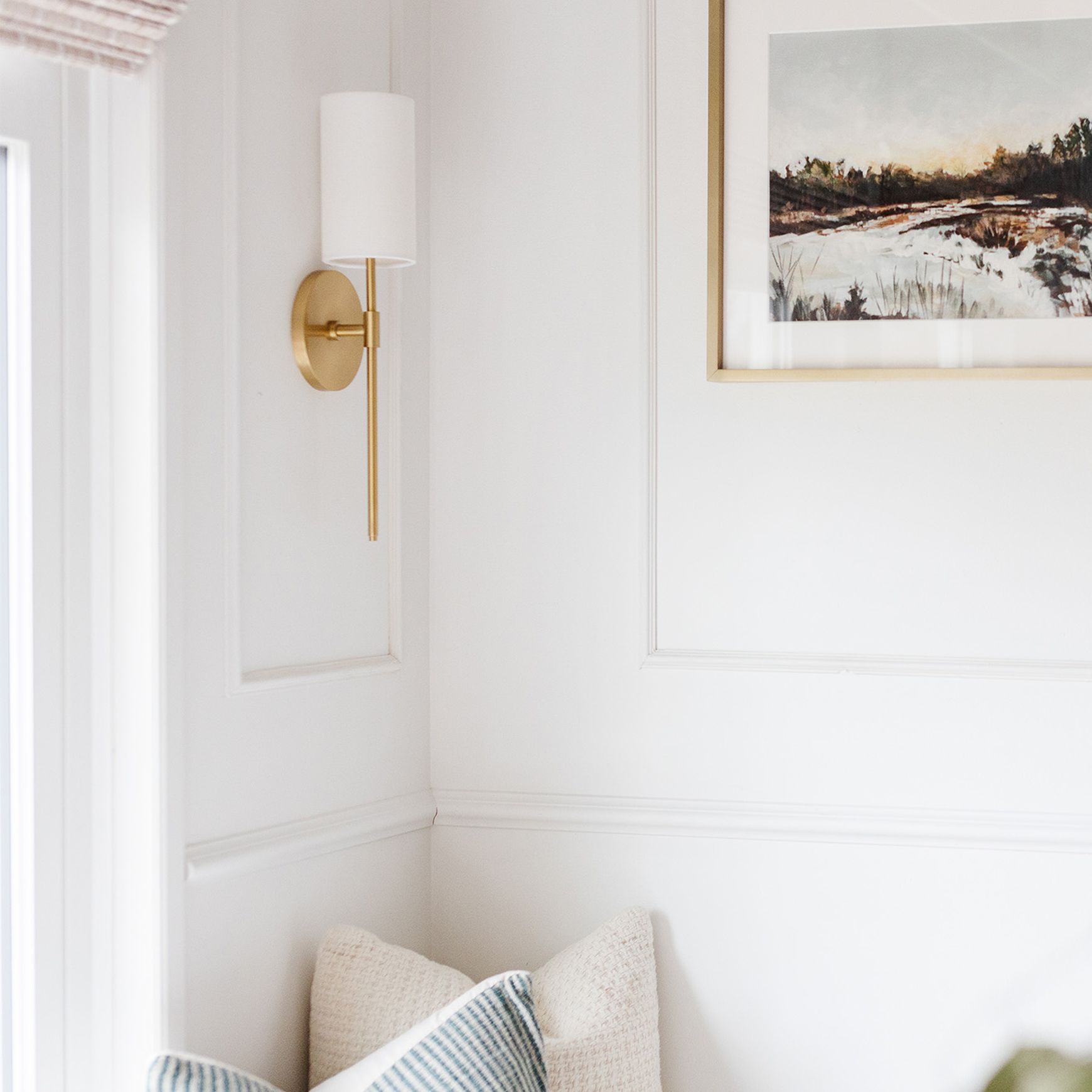 Olivia Wall Light