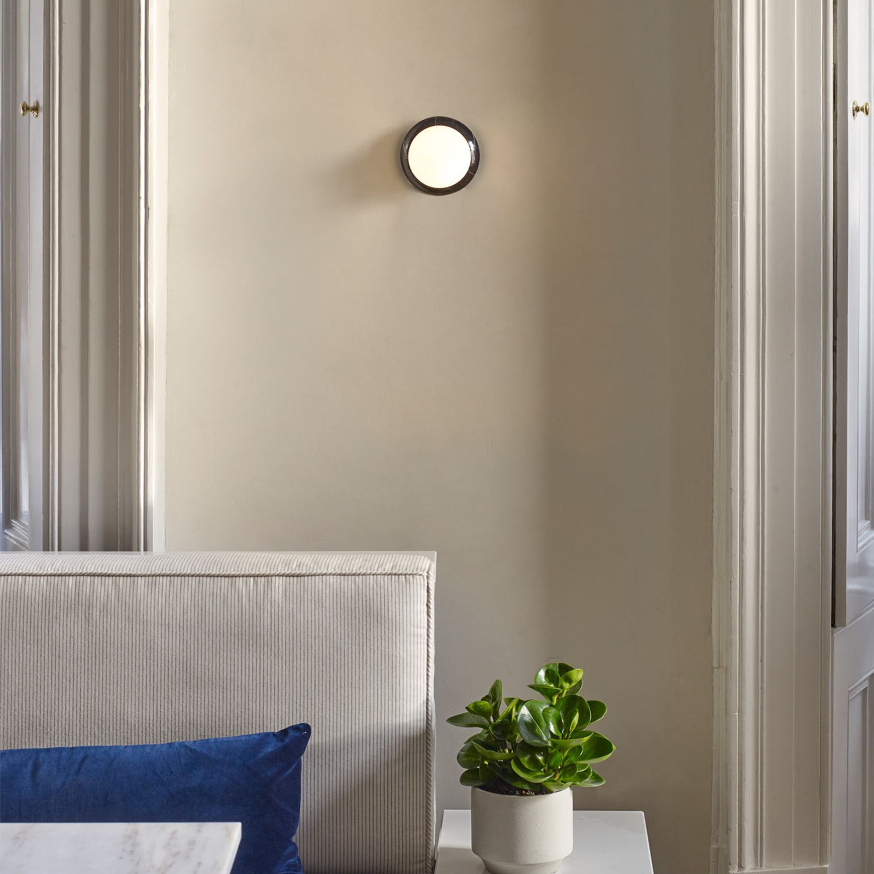 Orbit Wall Light