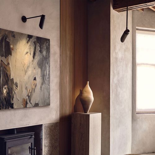 Spot Pro Long Wall Light