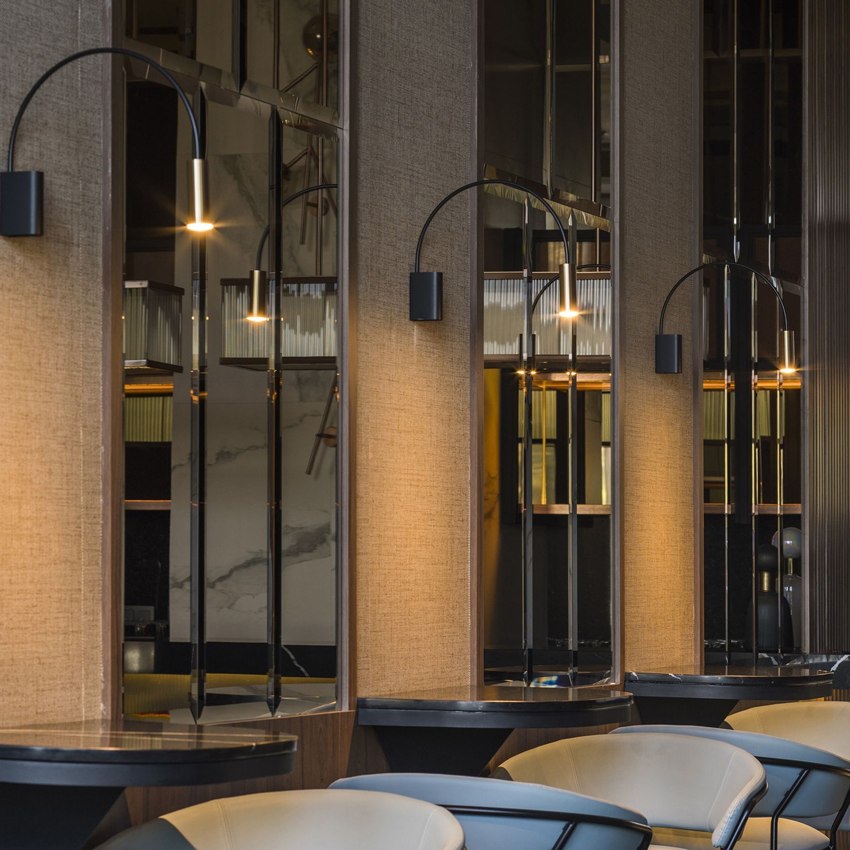 Volta Wall Light