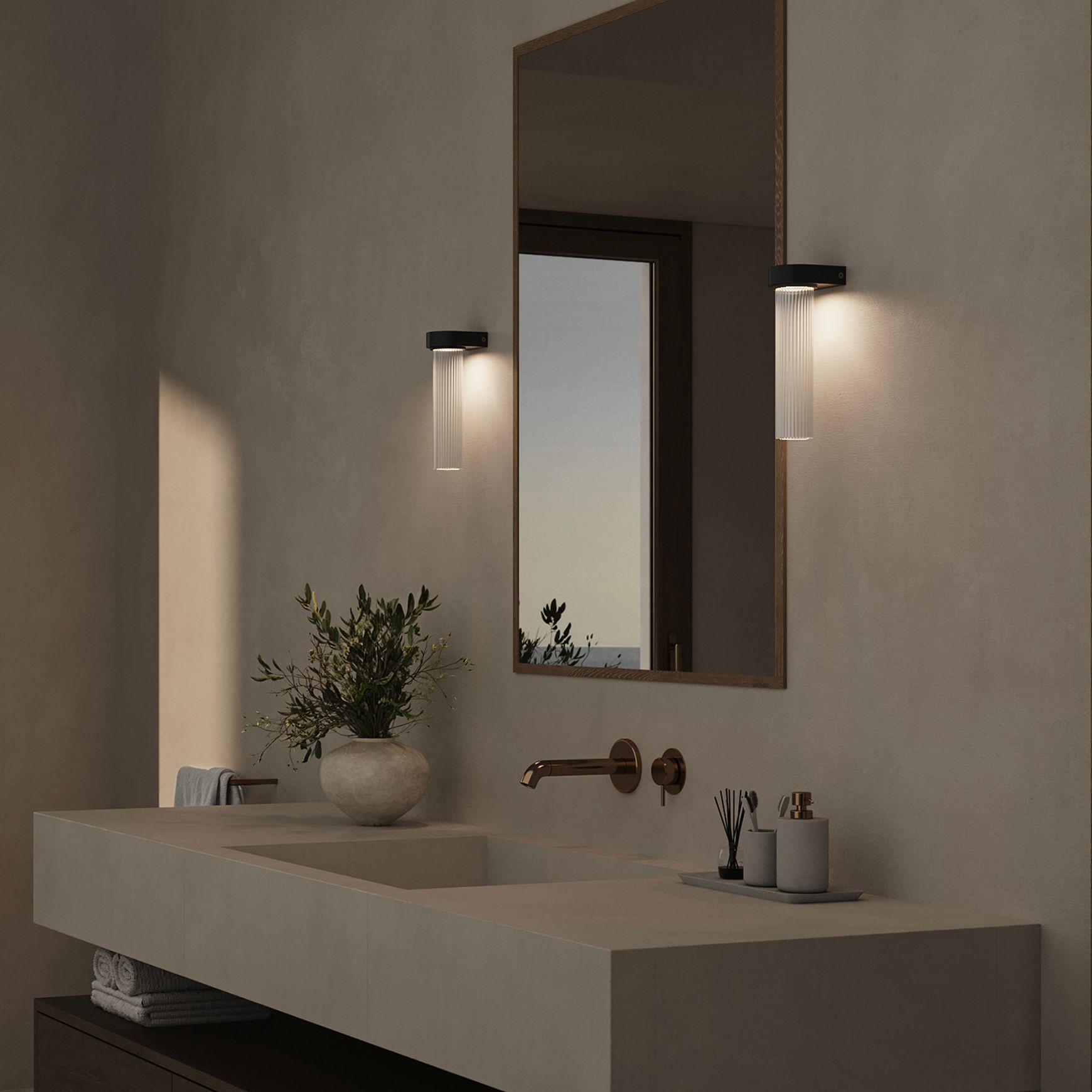 Edge Wall Light