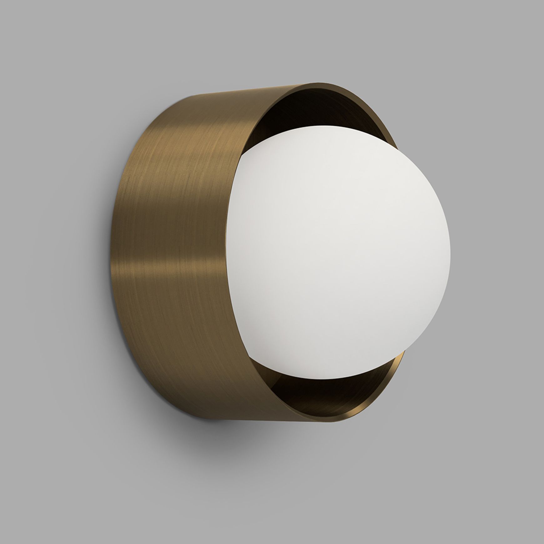Orb Sur Large Wall Light