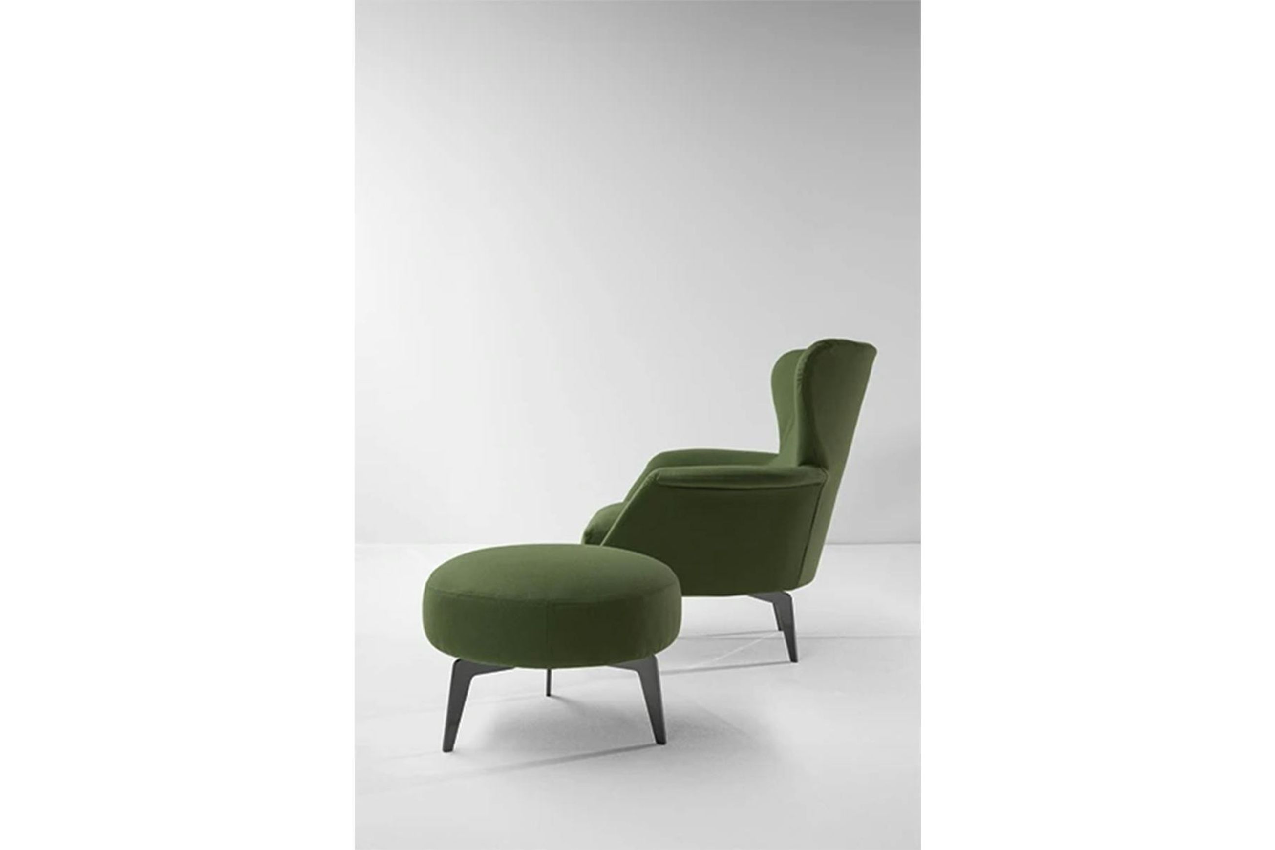 Lovy Armchair