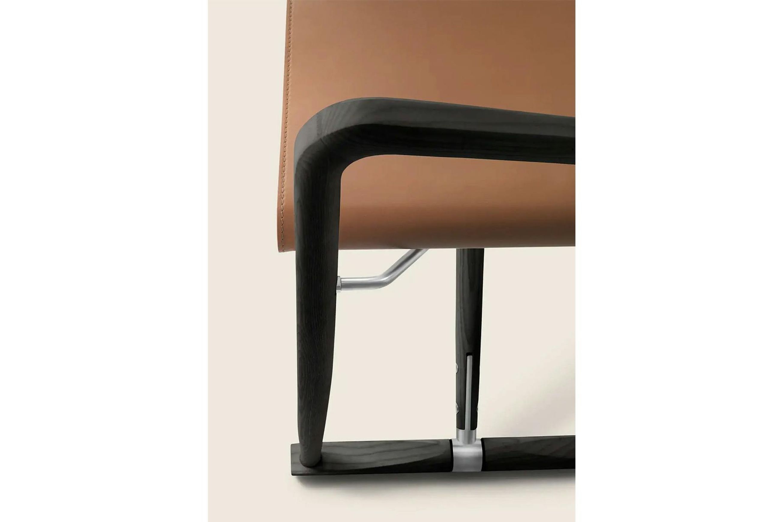 Luchino Armchair By Flexform
