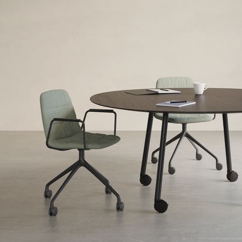 Maarten Chair - Pyramid Swivel with Castors