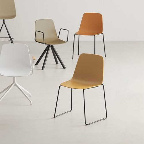 Maarten Plastic Chair - Four Metal Legs