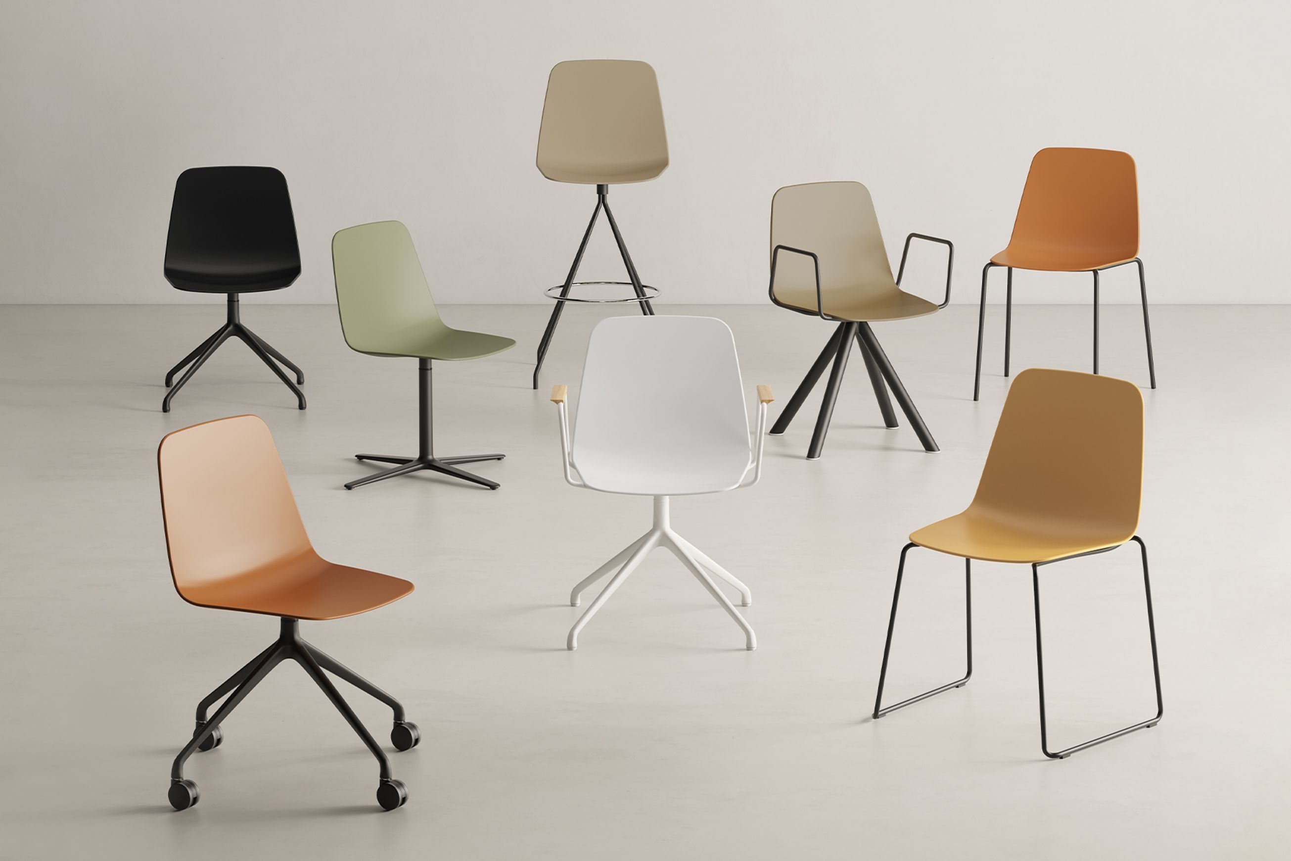Maarten Plastic Chair - Swivel
