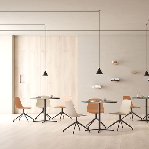 Maarten Plastic Chair - Pyramid Swivel