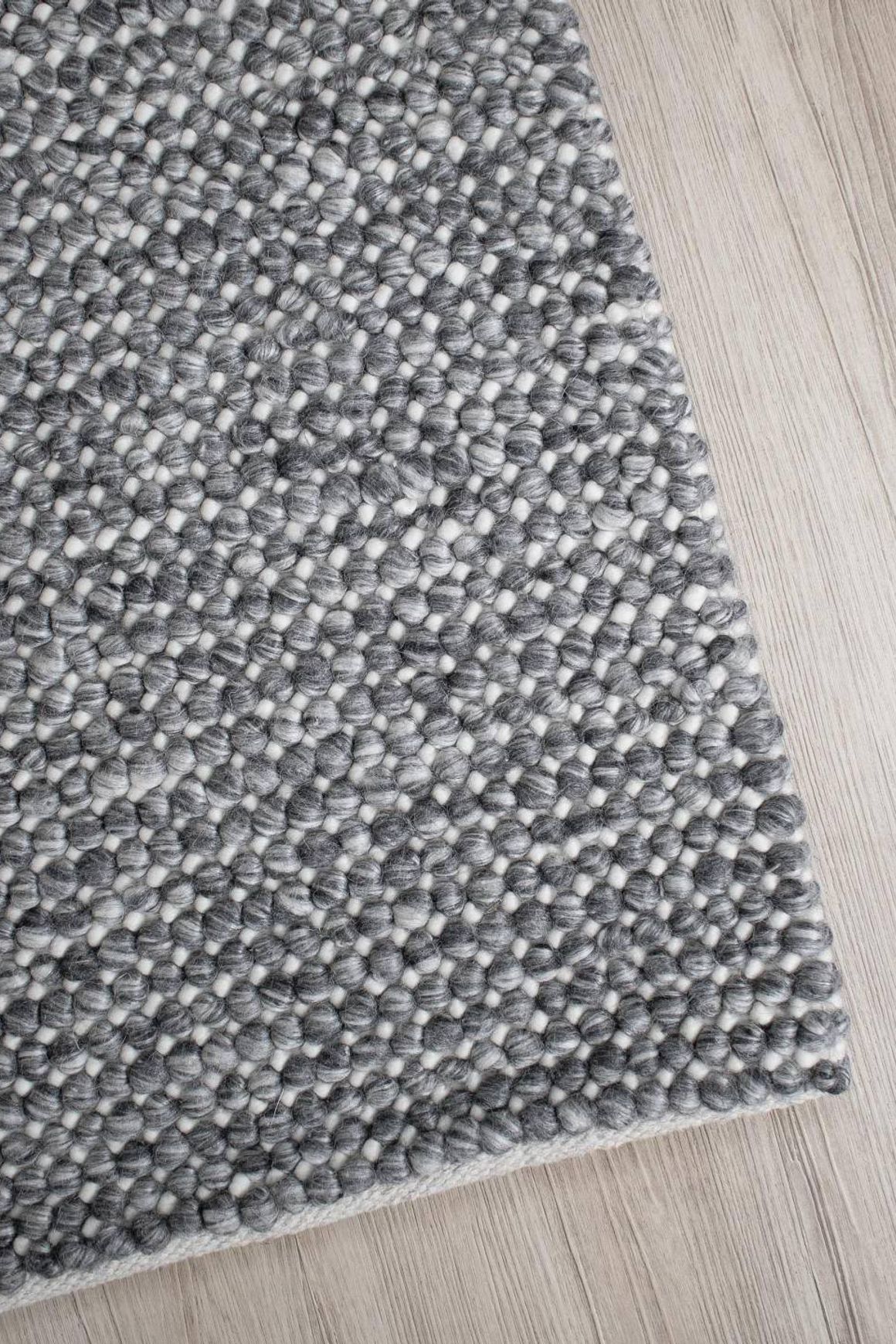 Magic Rug | Storm