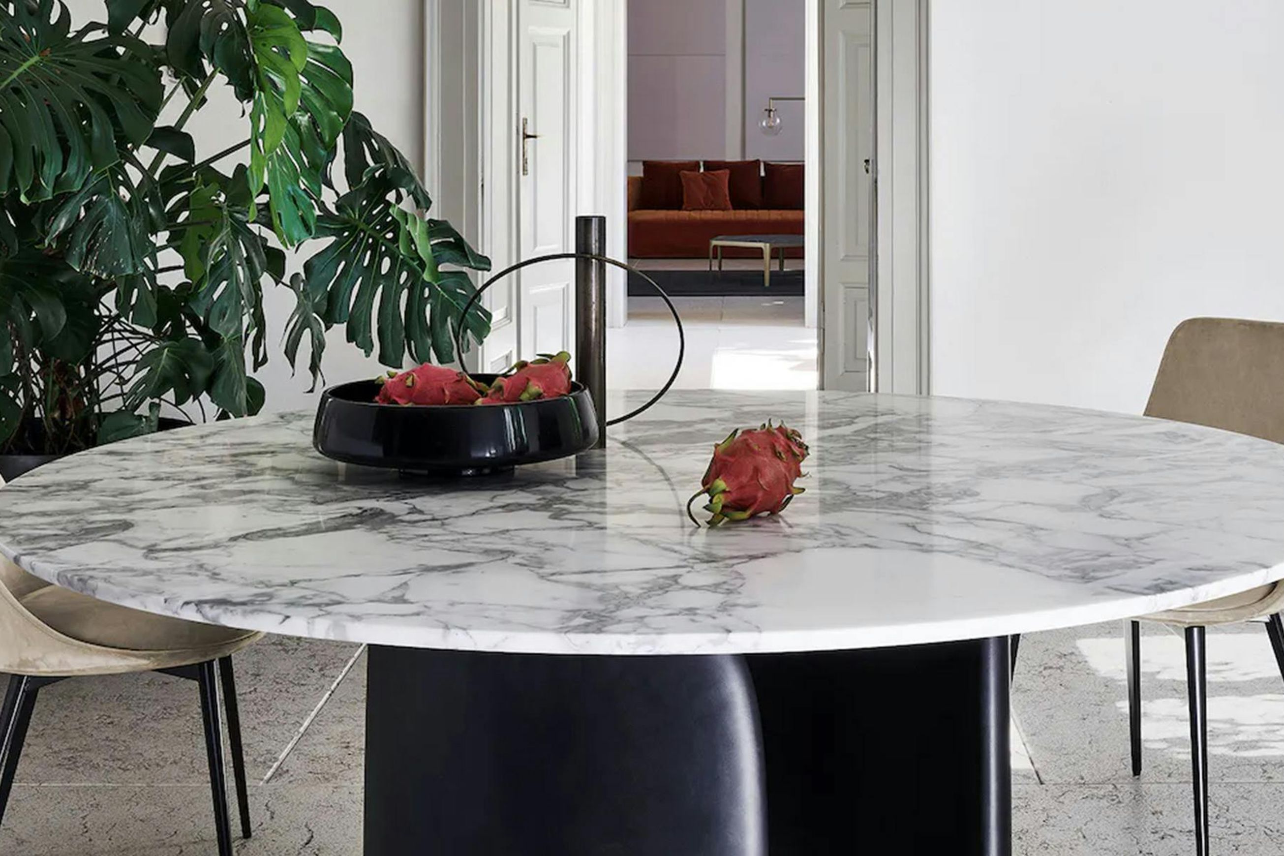 Mellow Dining Table