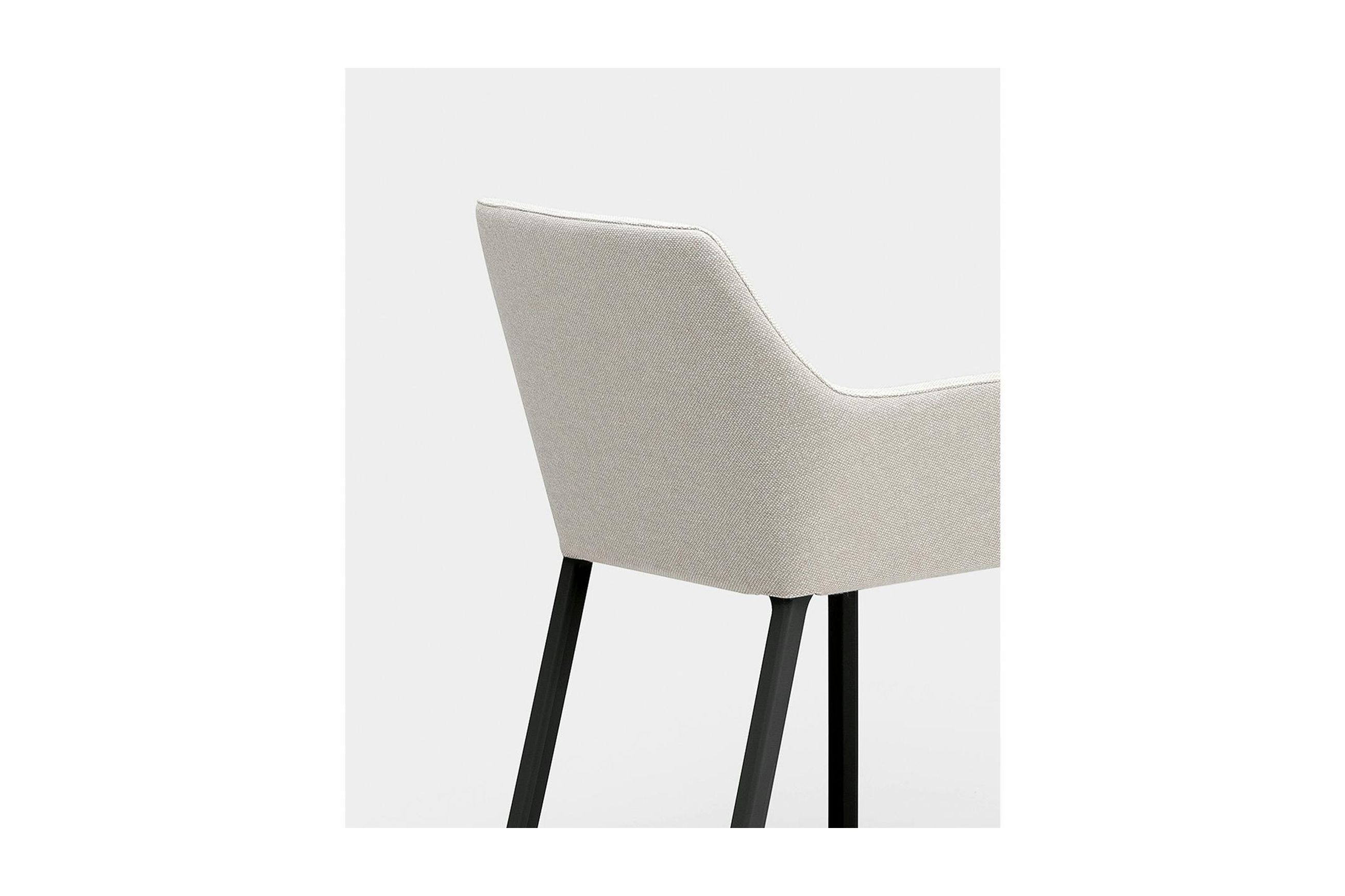 Mem Soft Armchair