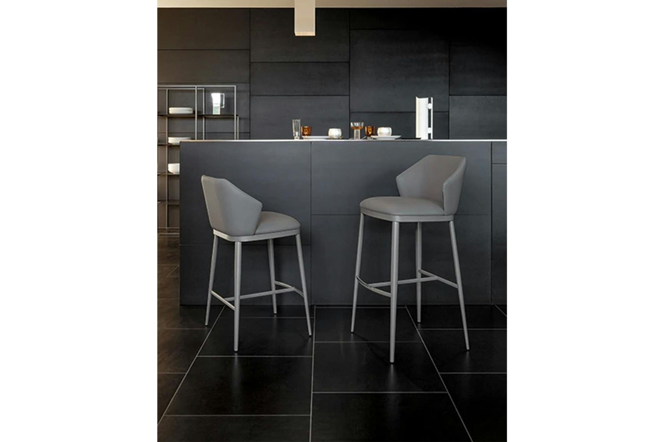 Mida Too Bar Stool