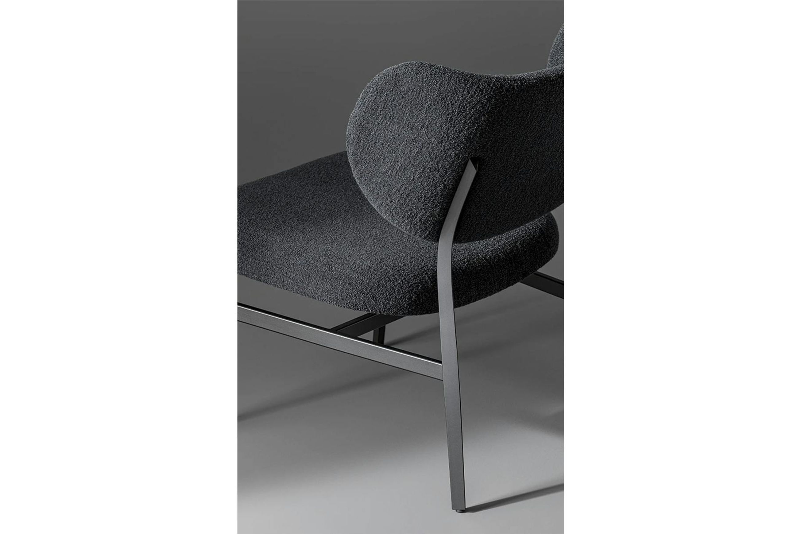 Noor Lounge Armchair