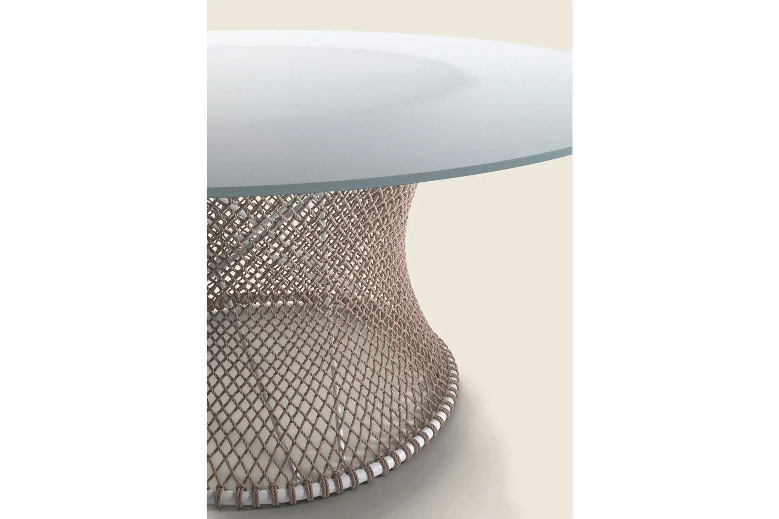 Oasis Outdoor Dining Table By Flexform