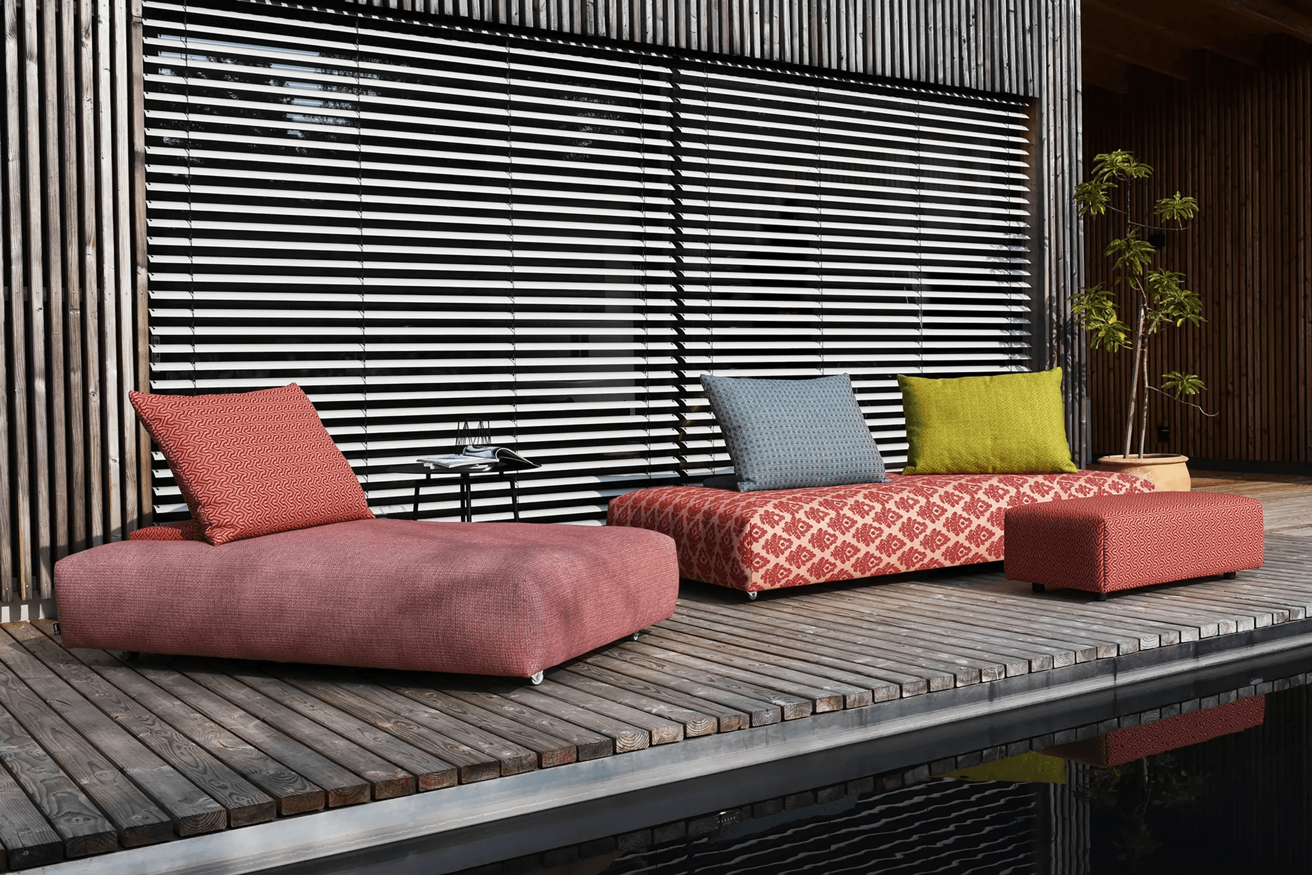 Iwan Outdoor Sofa