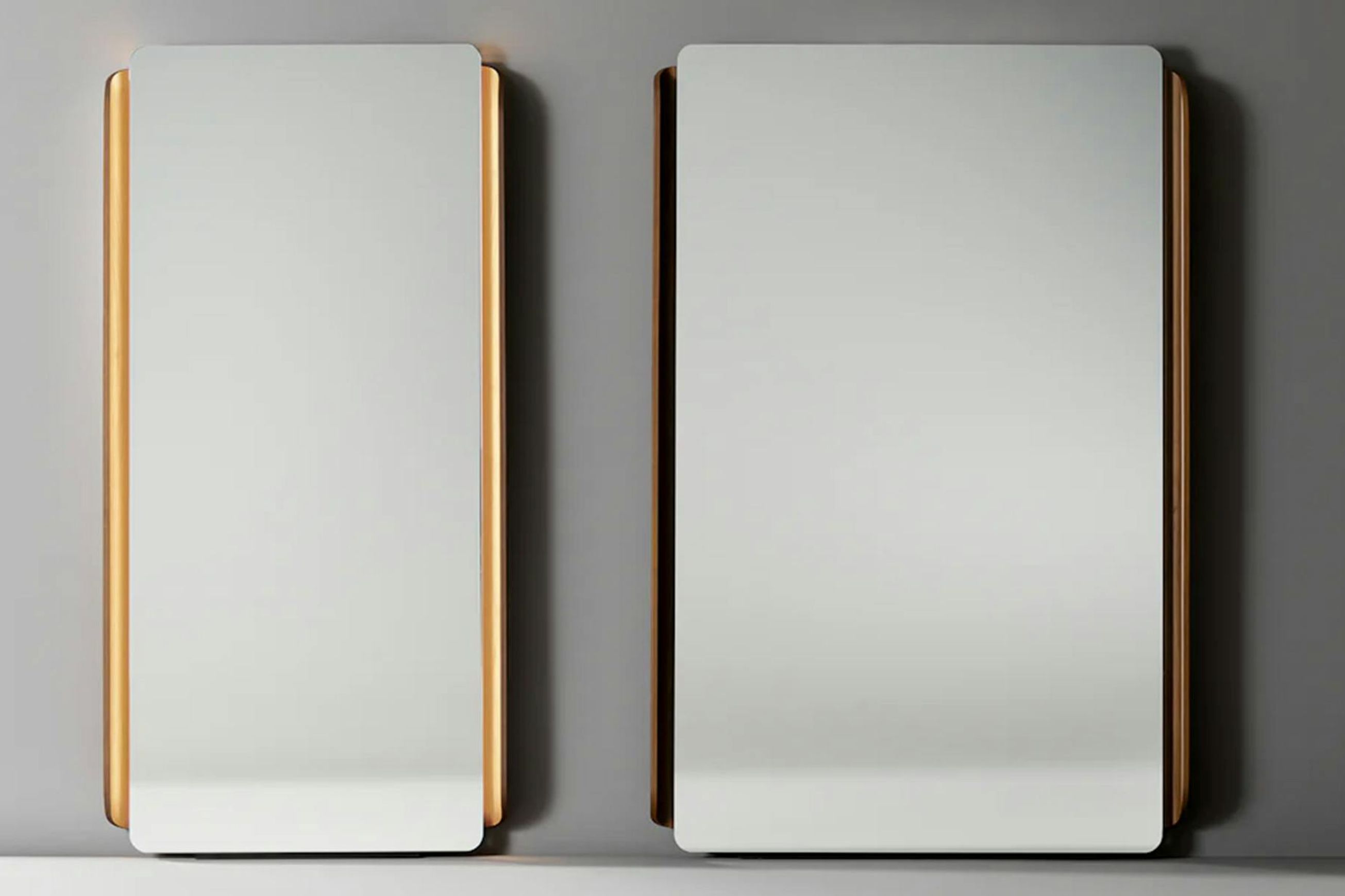 Olos Mirror