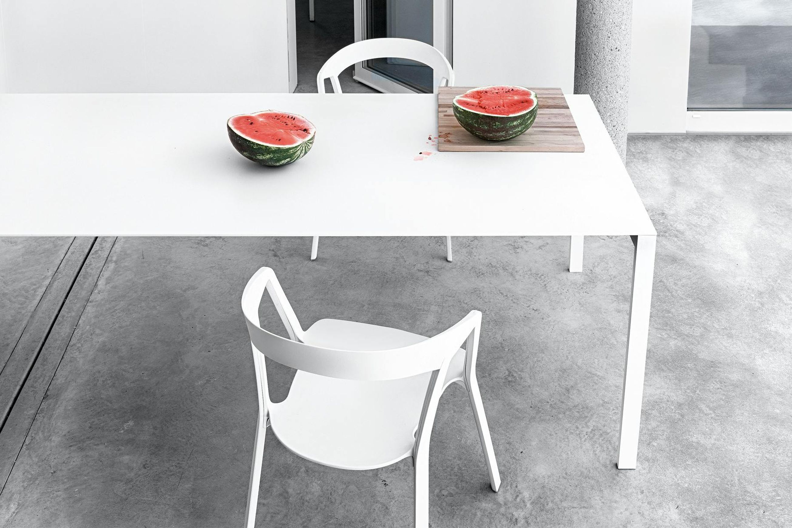 Thin-K Table