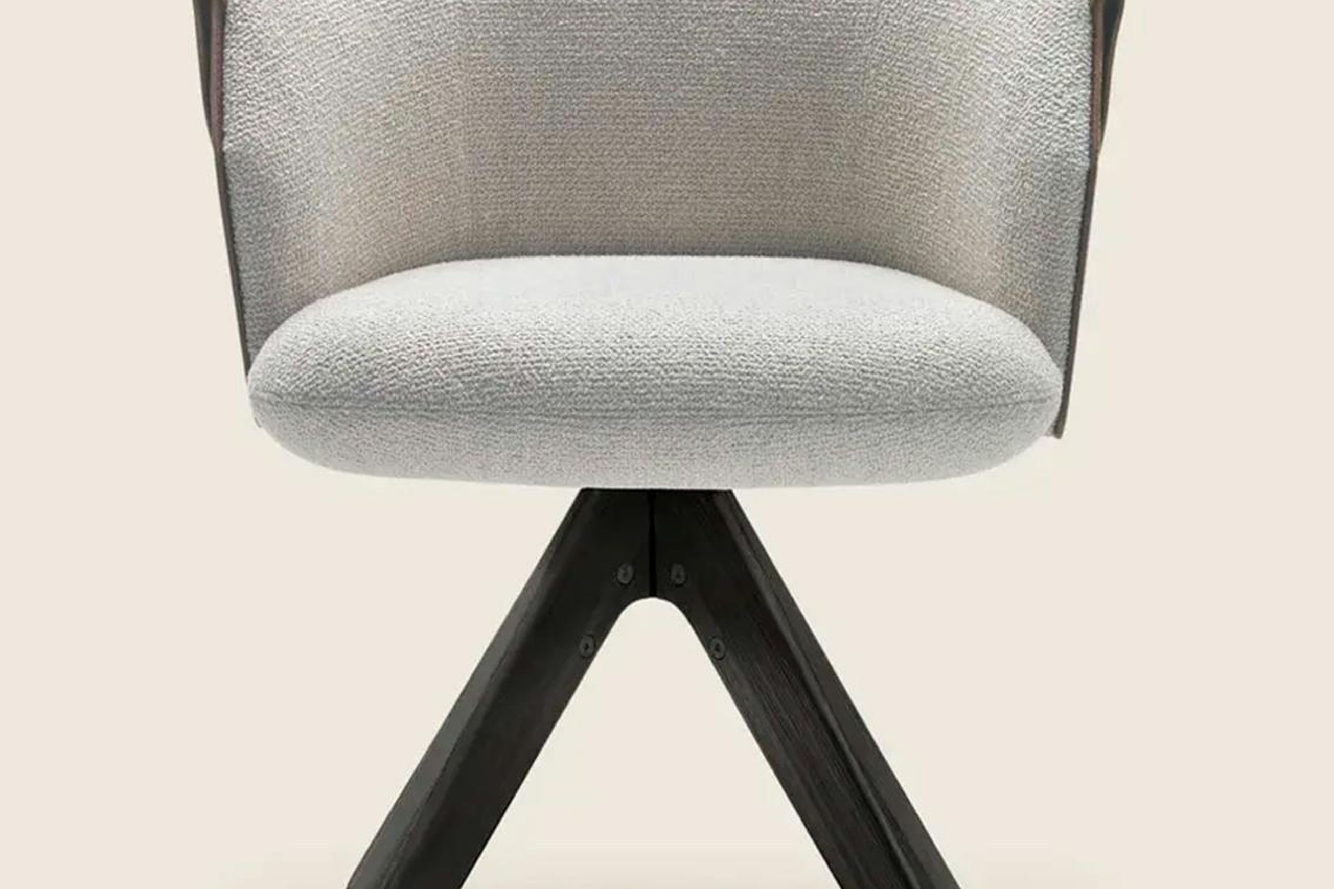 Ozzy Swivel Dining Chair By Flexform