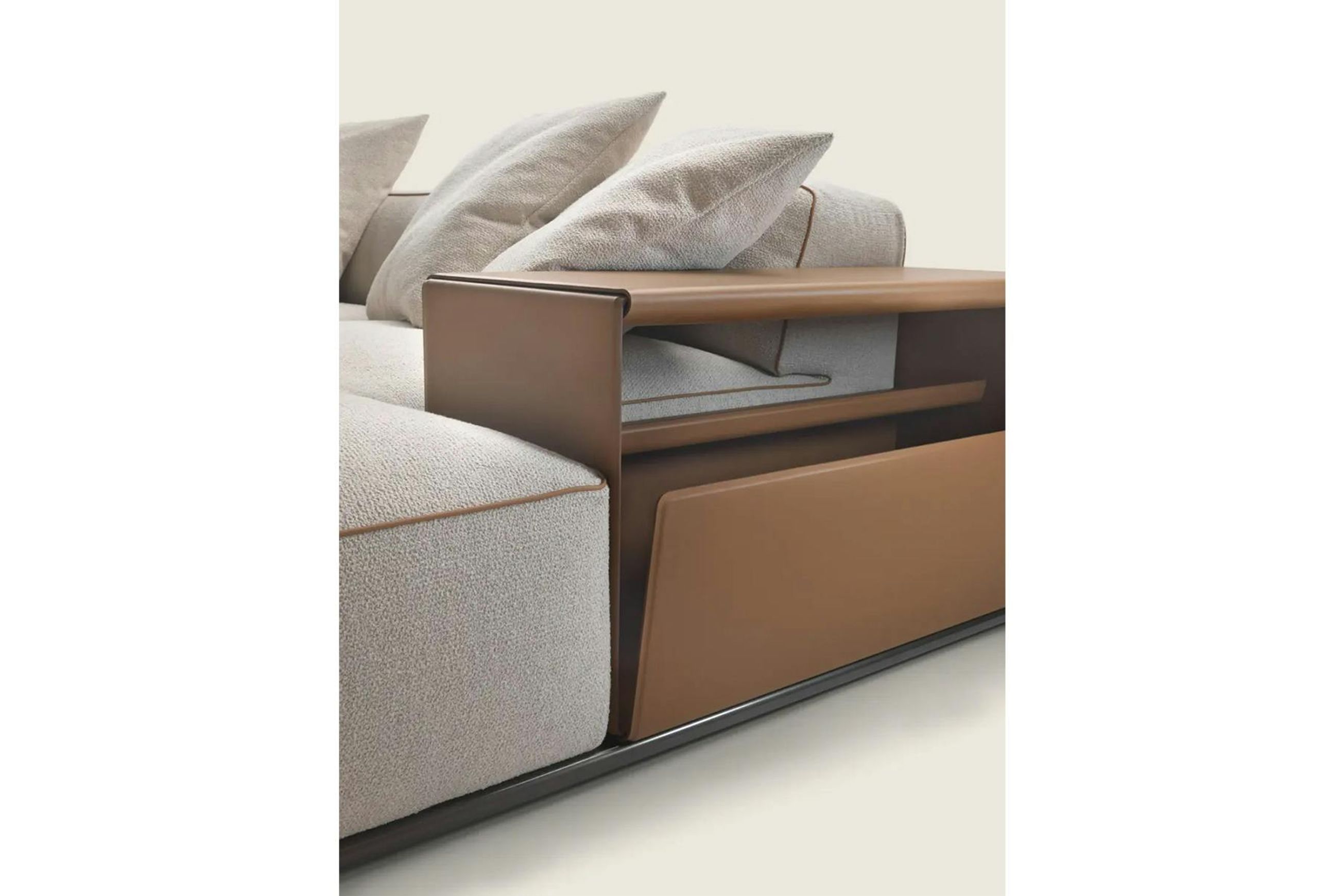 Perry Sofa By Flexform