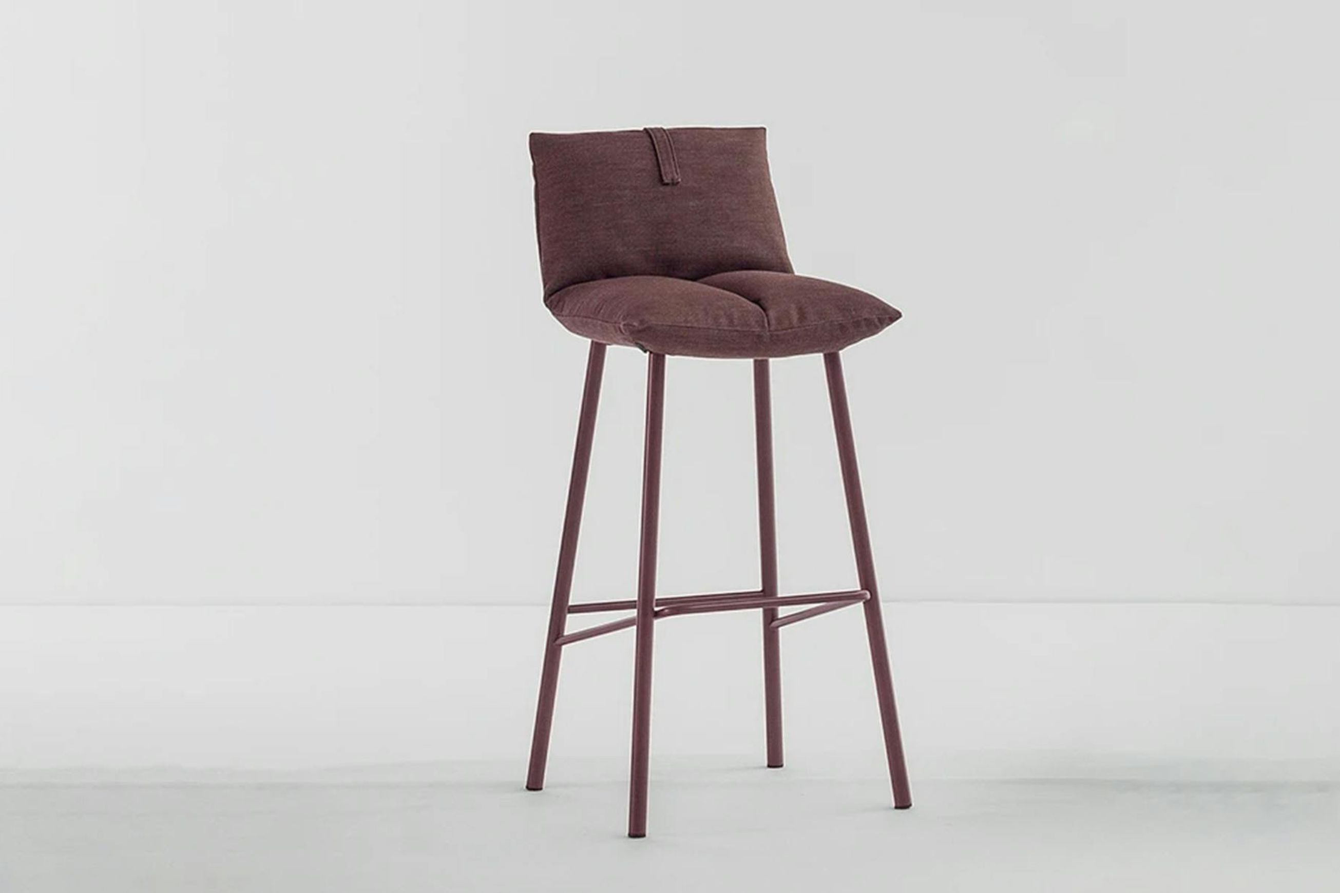 Pil Too Bar Stool