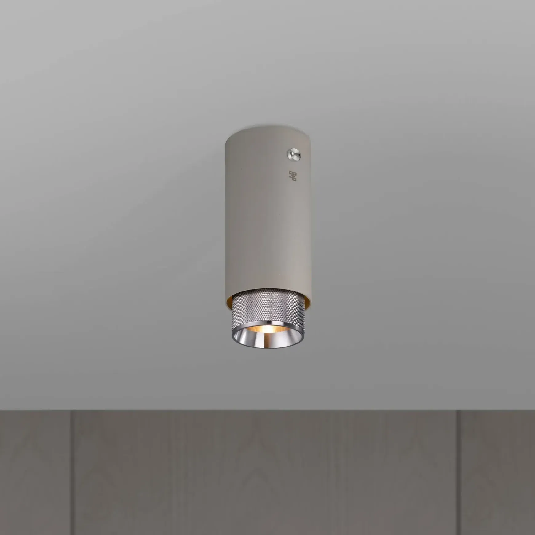 Exhaust Surface Spotlight